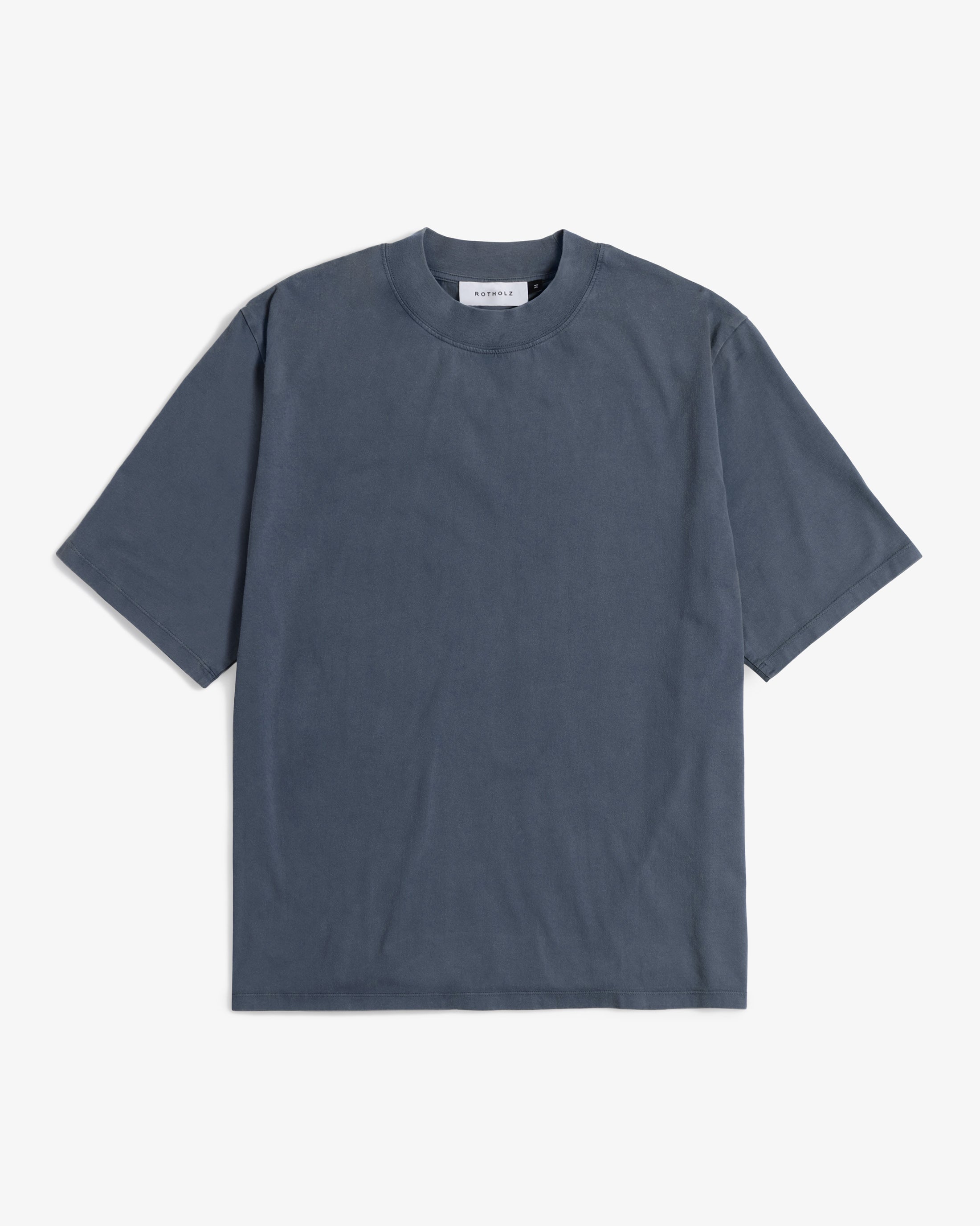 Blaues T-Shirt mit breitem Kragen aus 100% Bio-Baumwolle von Rotholz