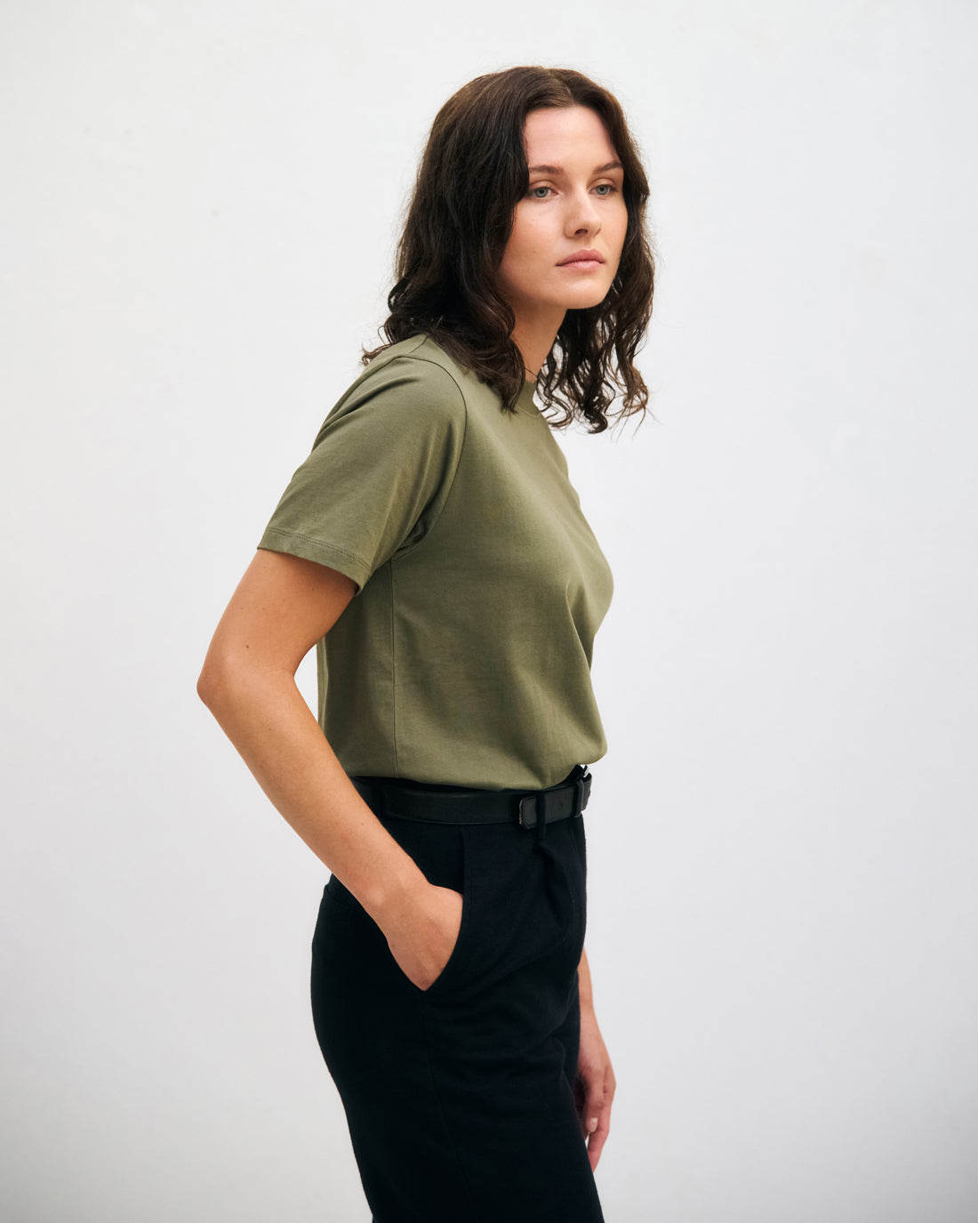 Dunkelgrünes T-Shirt aus 100% Bio-Baumwolle von Rotholz