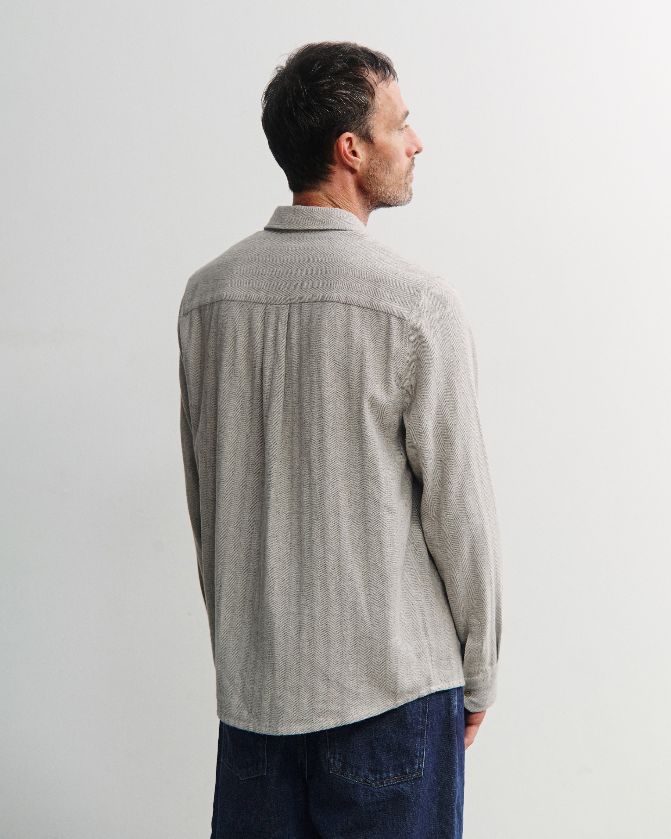 Graues Hemd Herringbone Button Down aus Bio-Baumwolle von Rotholz