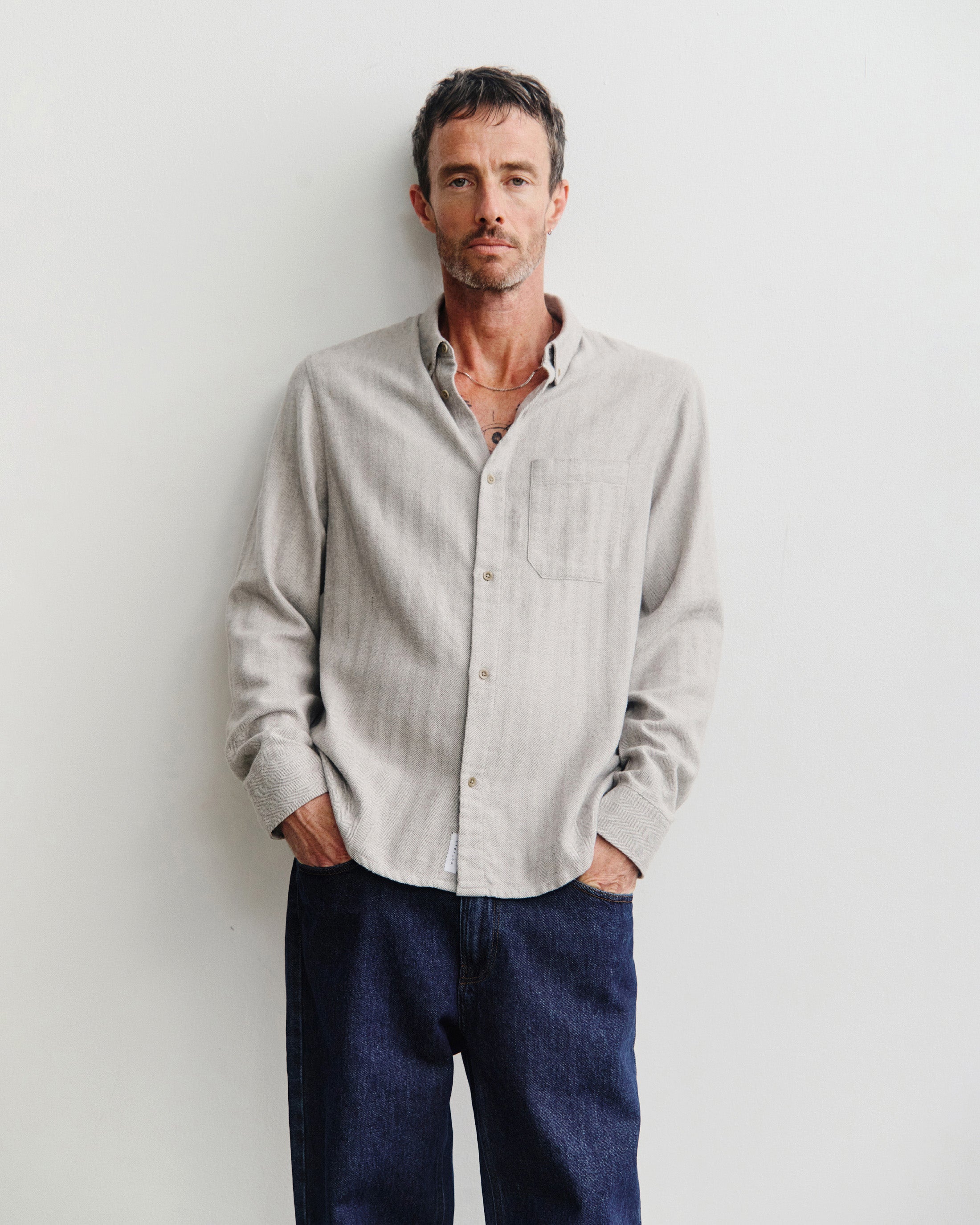 Graues Hemd Herringbone Button Down aus Bio-Baumwolle von Rotholz