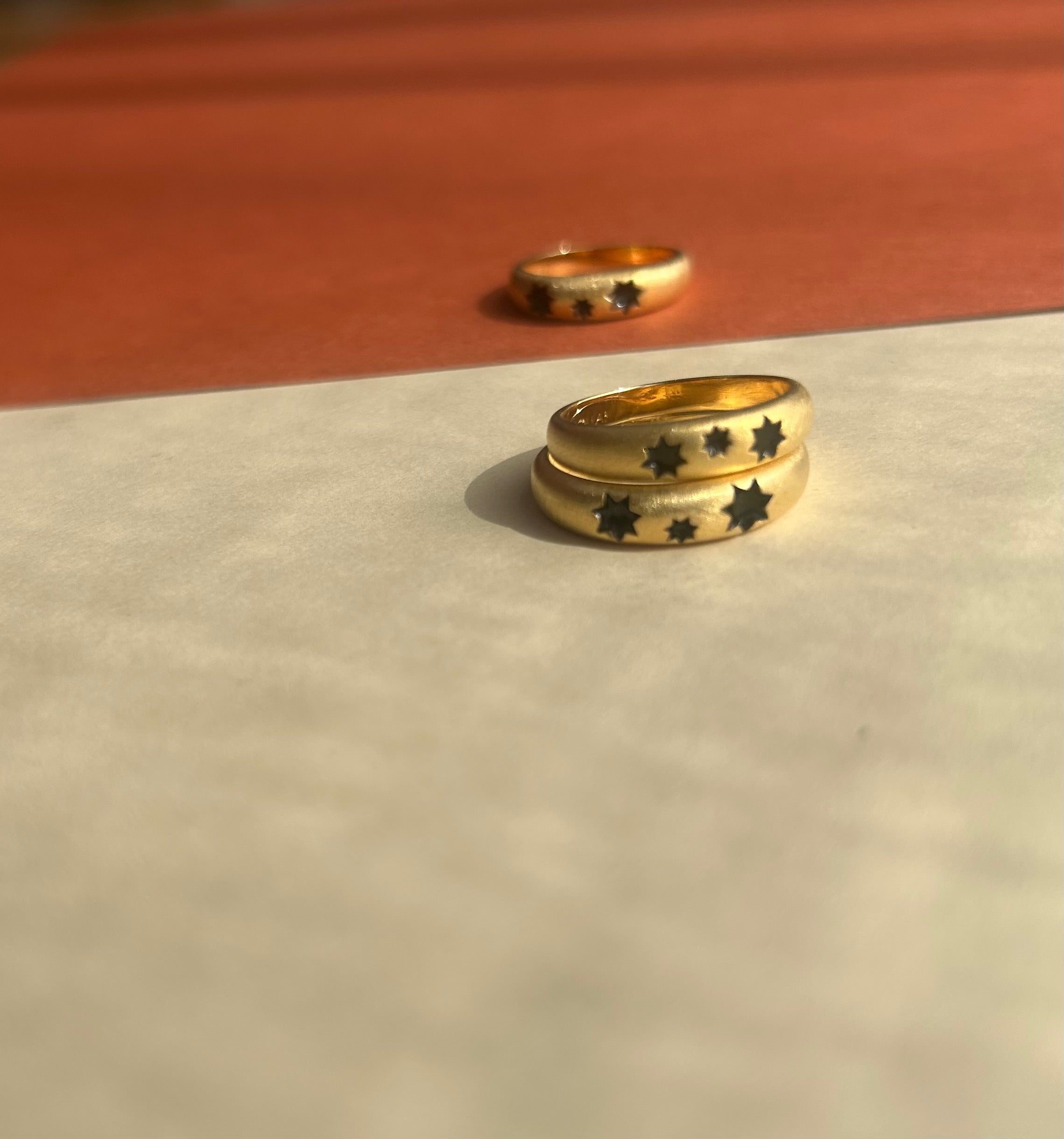 STAR*ina Ring Émail Noir Édition Limitée