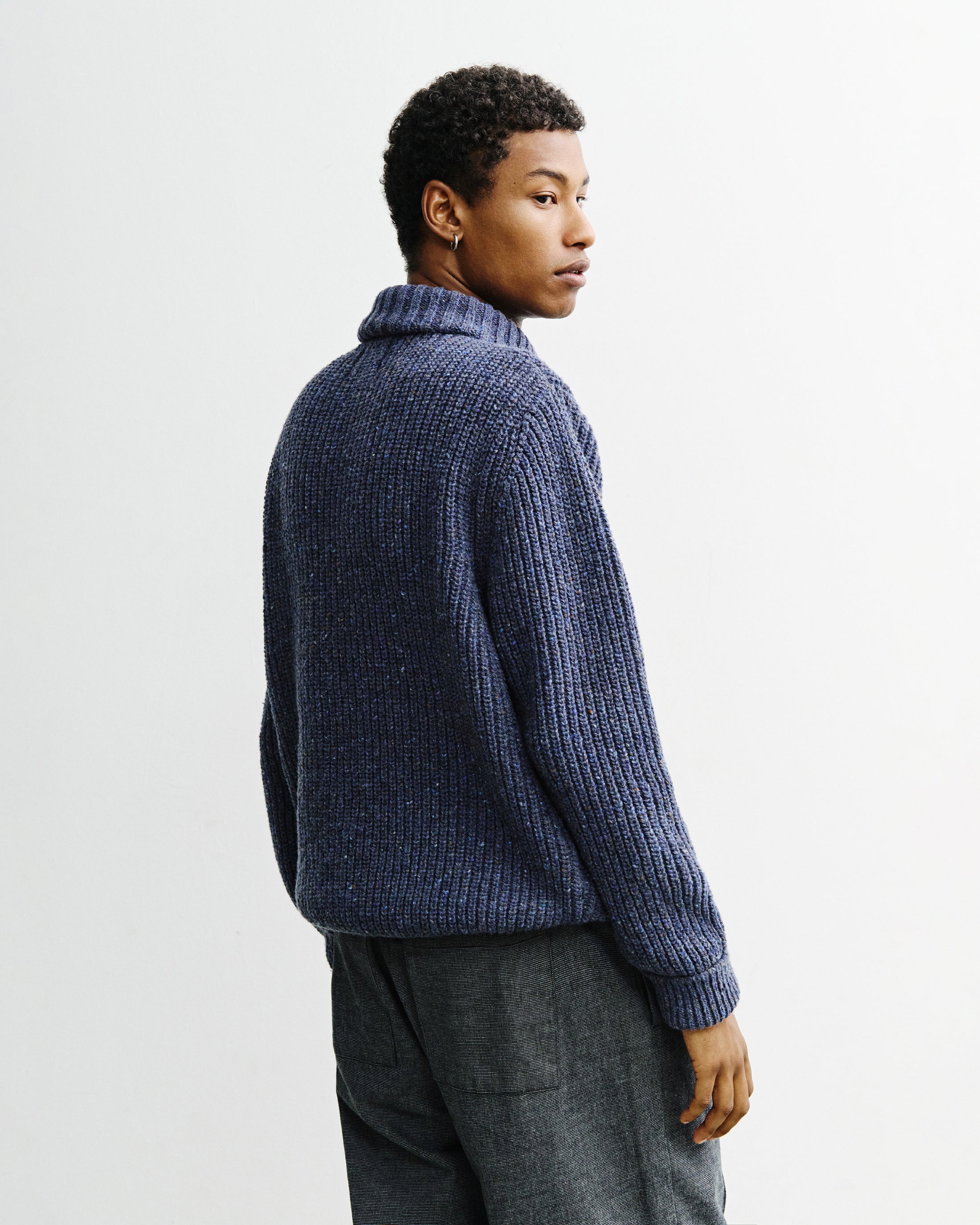 Blauer Strickpullover Chunky aus Merinowolle von Rotholz