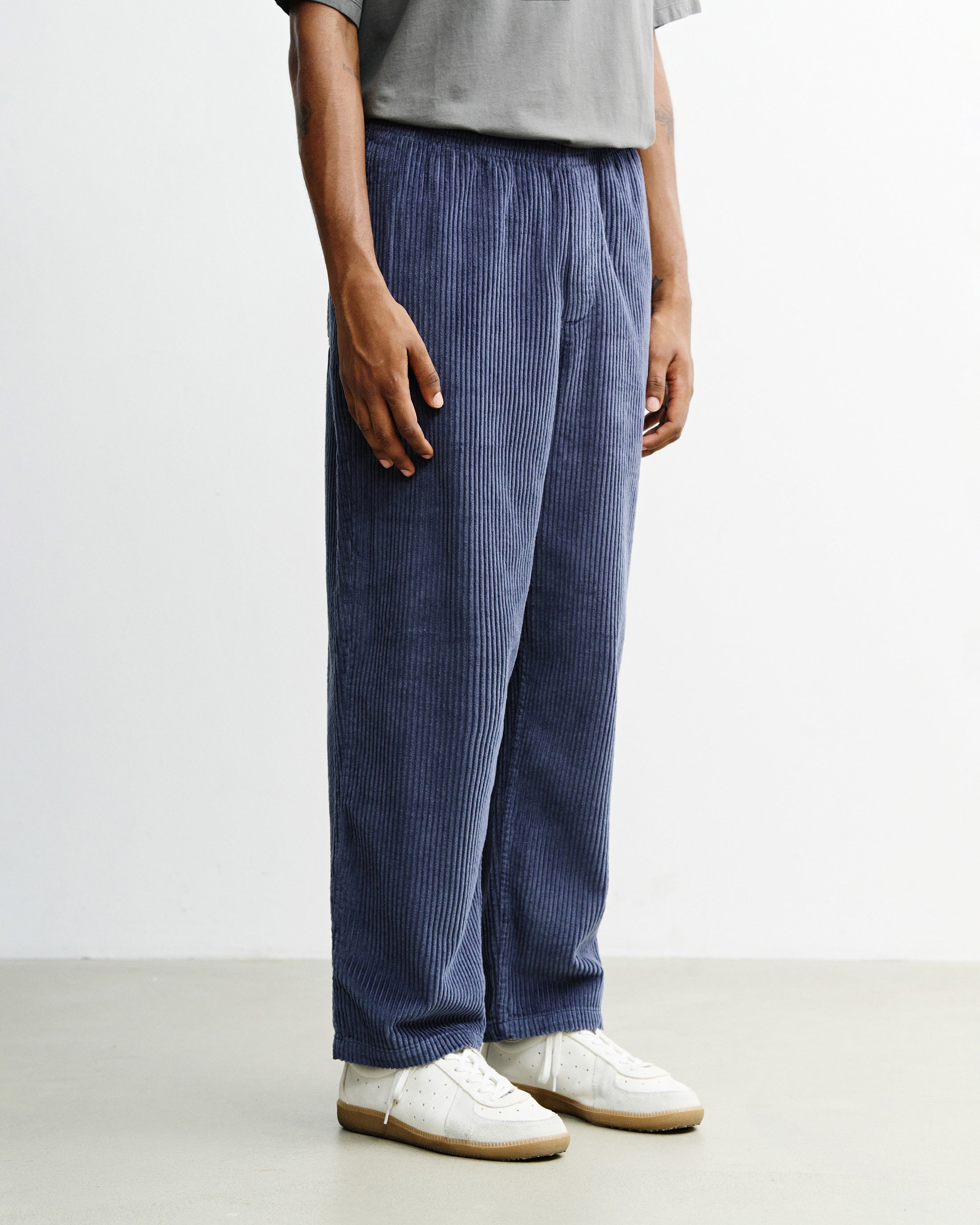 Blaue Cordhose weit aus Bio-Baumwolle von Rotholz