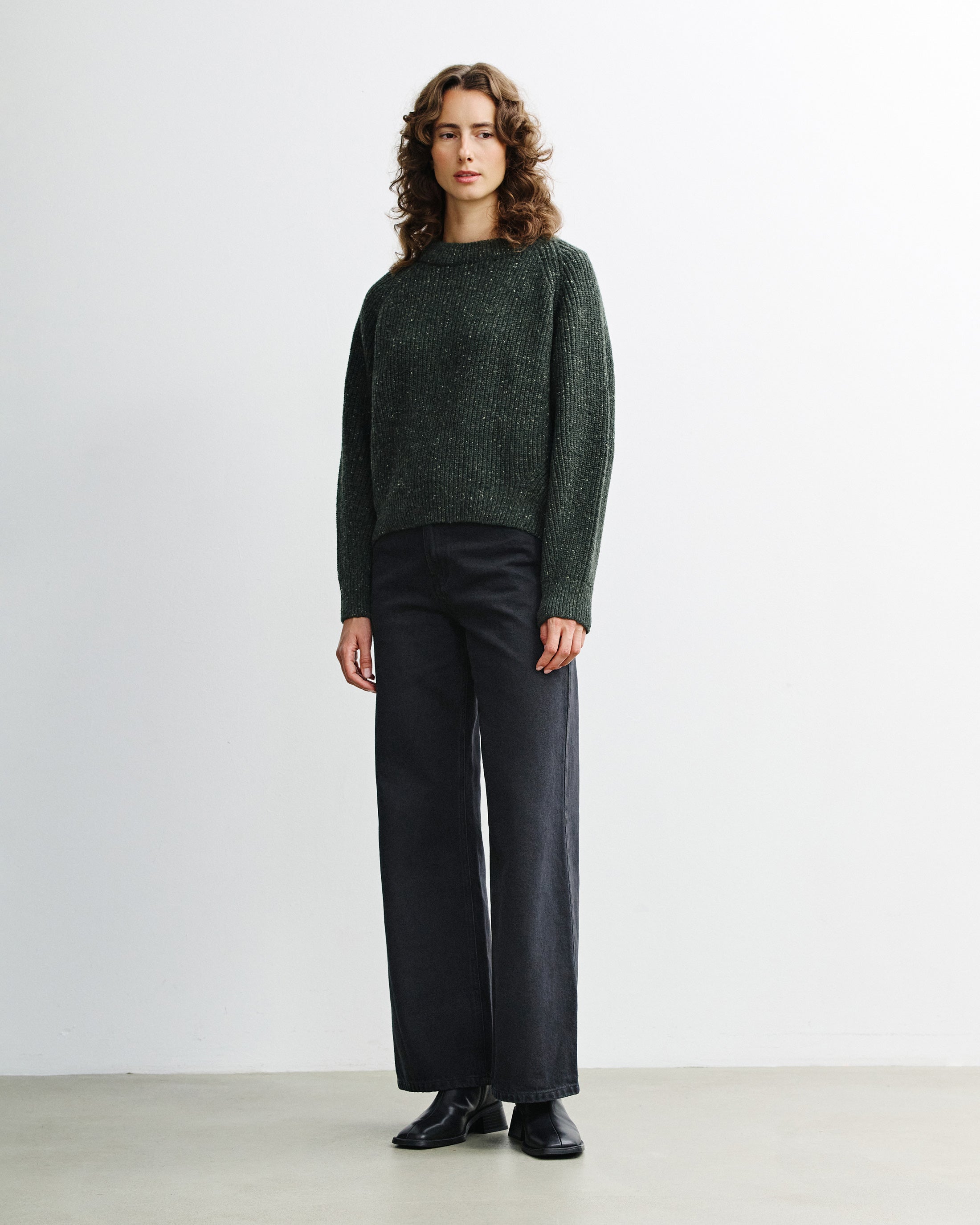 Grüner Kurzer Strickpullover aus Merinowolle von Rotholz