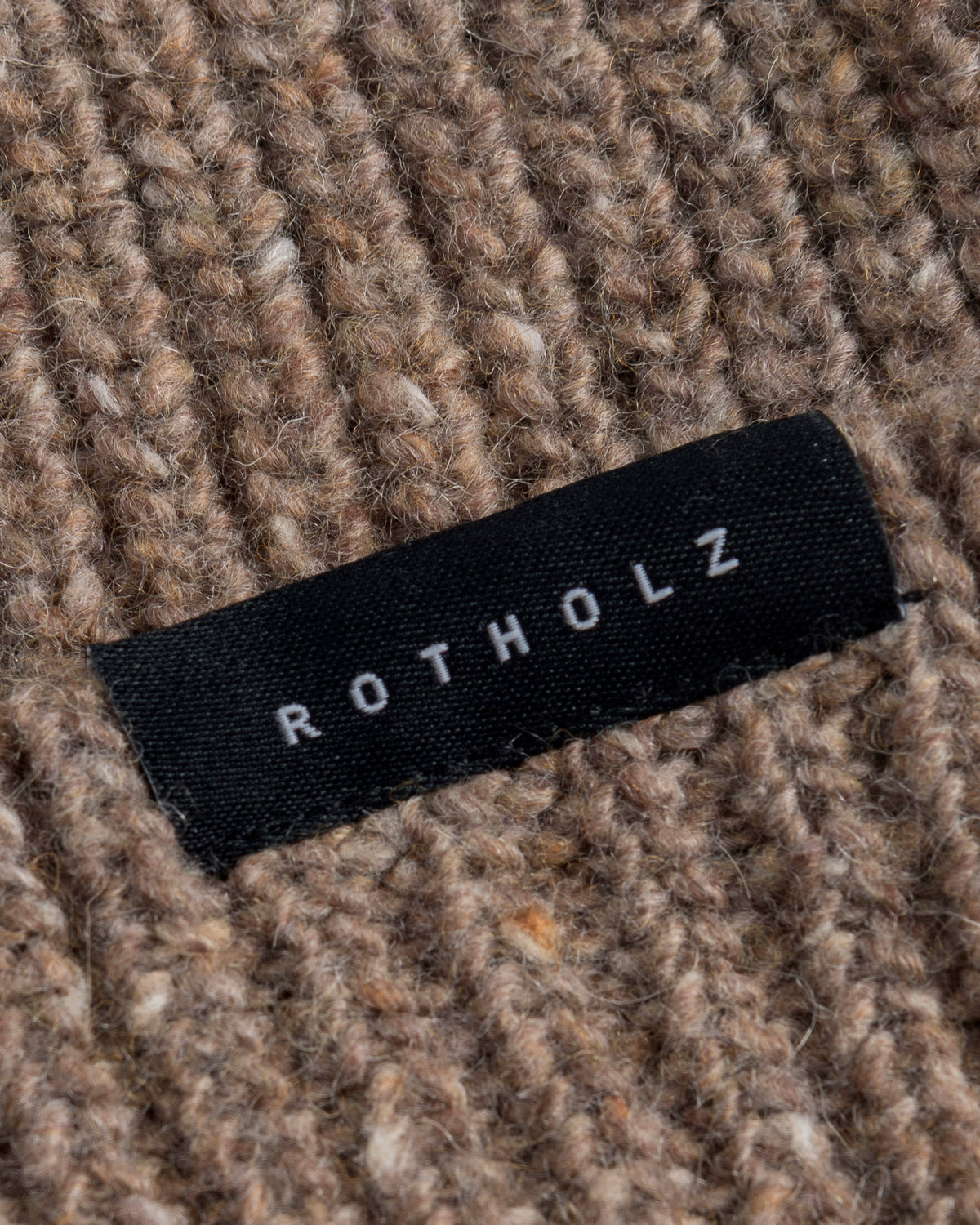 Braune Kurze Mütze aus Merinowolle von Rotholz
