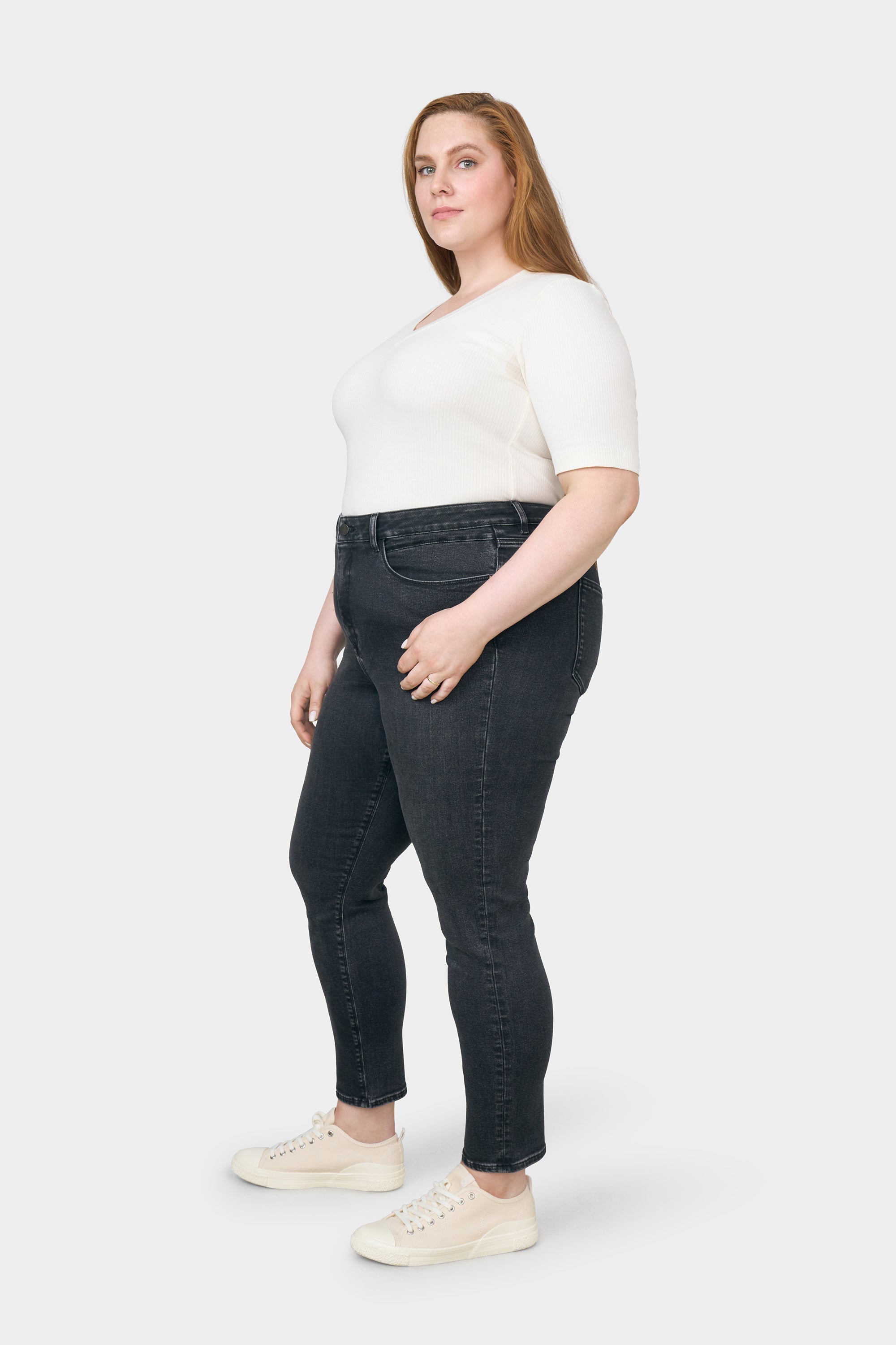 Black SUN UP Skinny Curvy jeans made from organic cotton by Dawn Denim