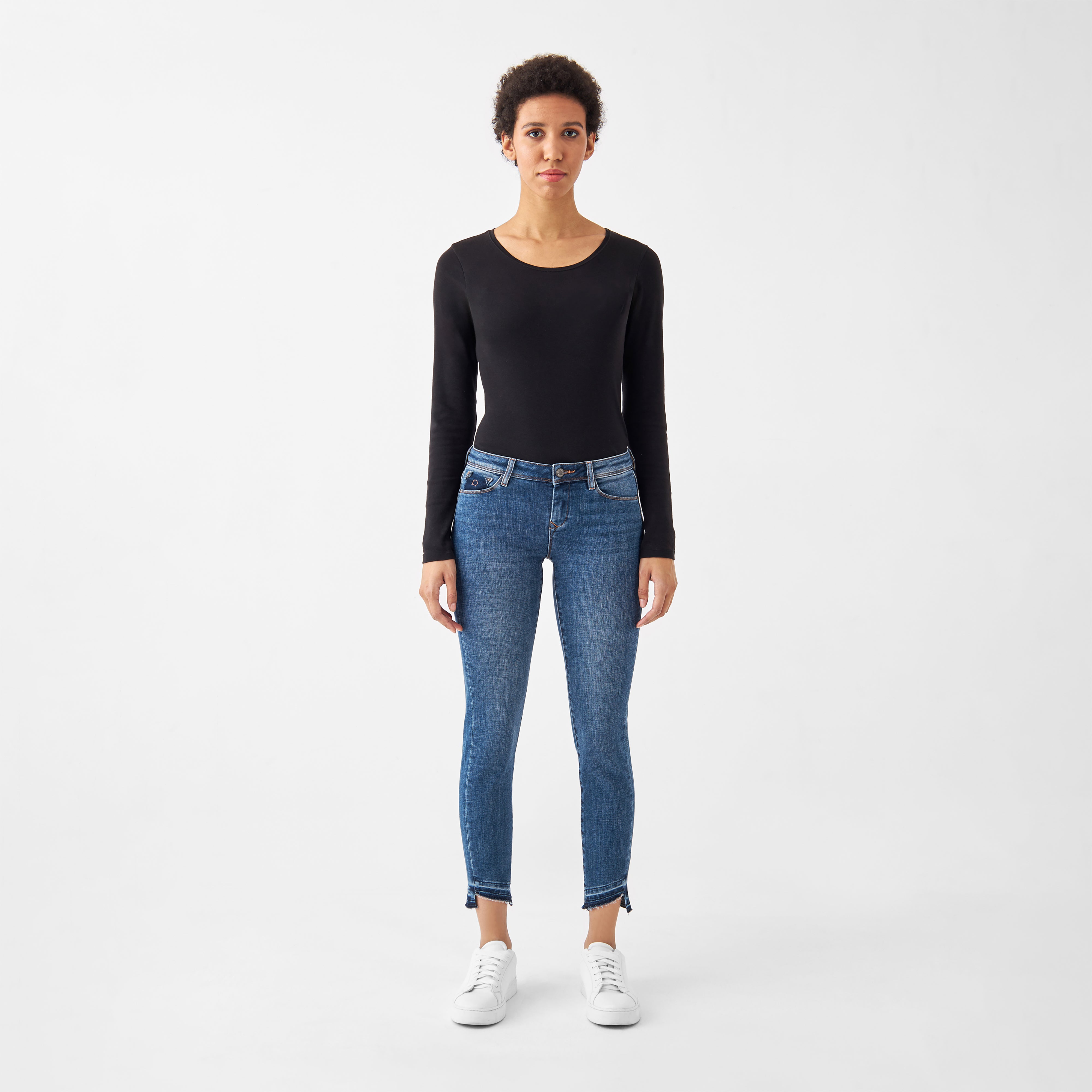 Blaue Jeans MID SUN Slim Design aus Bio-Baumwolle von Dawn Denim