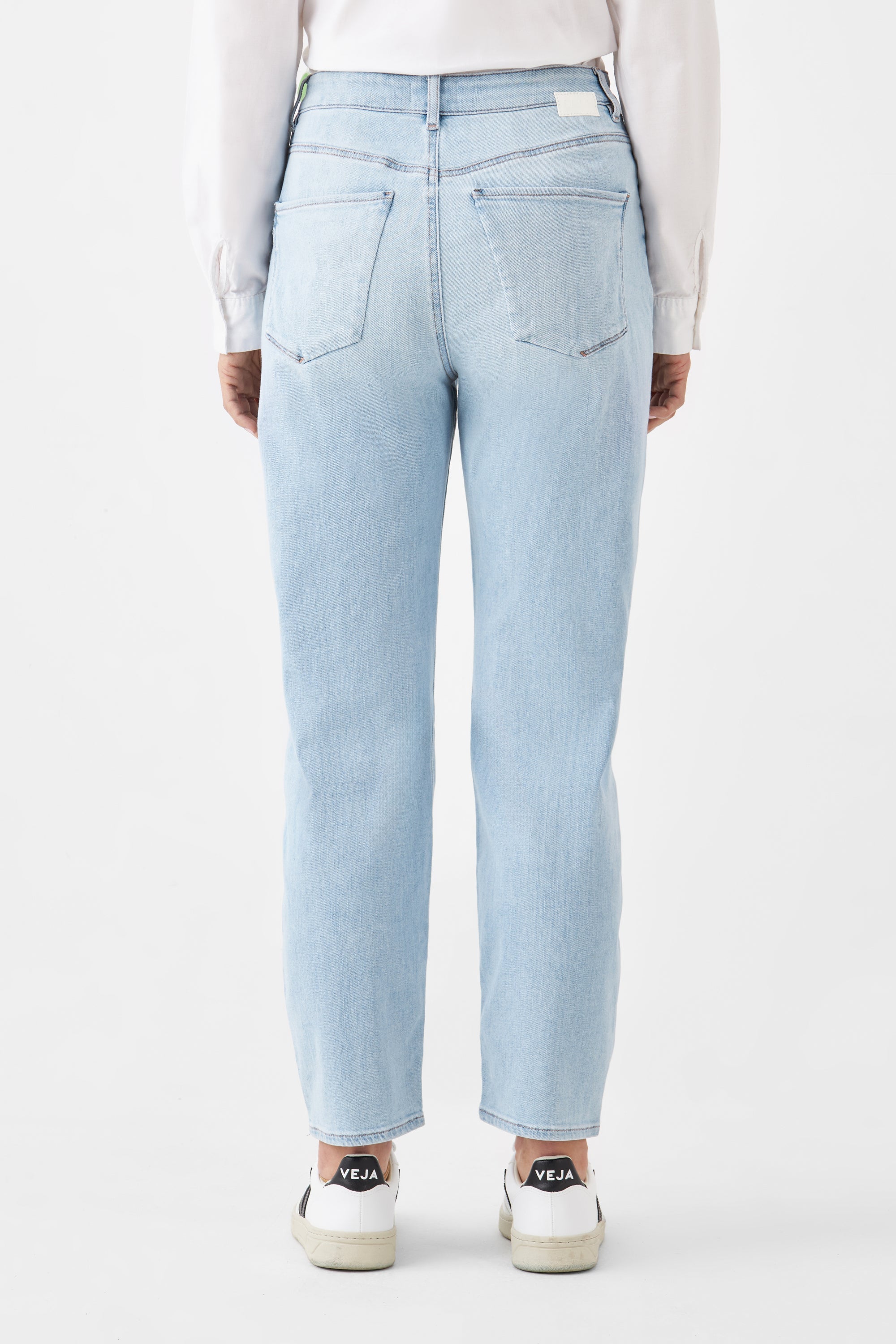 Hellblaue Jeans STARDUST O-Shape Classic aus Bio-Baumwolle von Dawn Denim