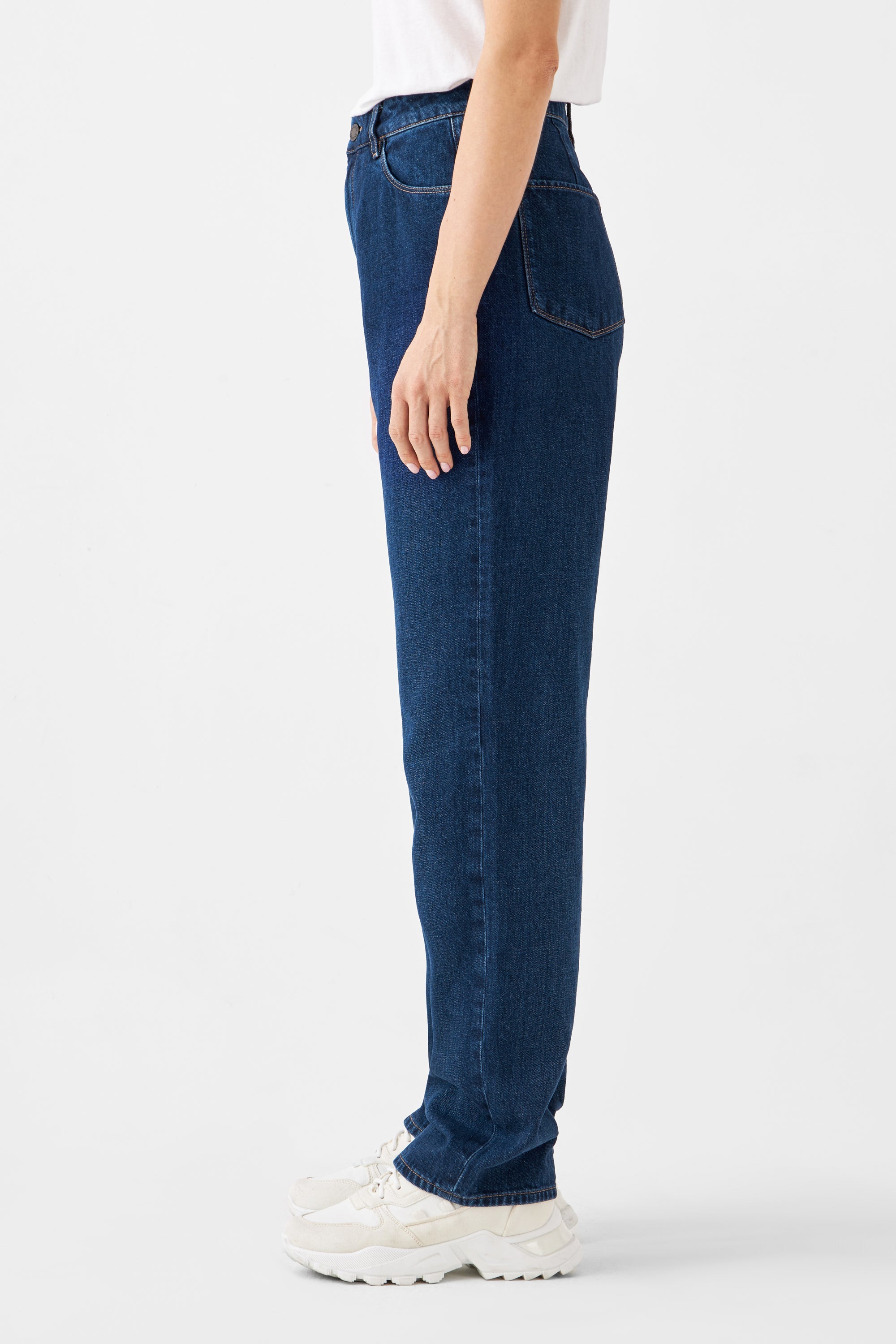 Dark blue jeans DAWN Wide Straight made of organic cotton by Dawn Denim