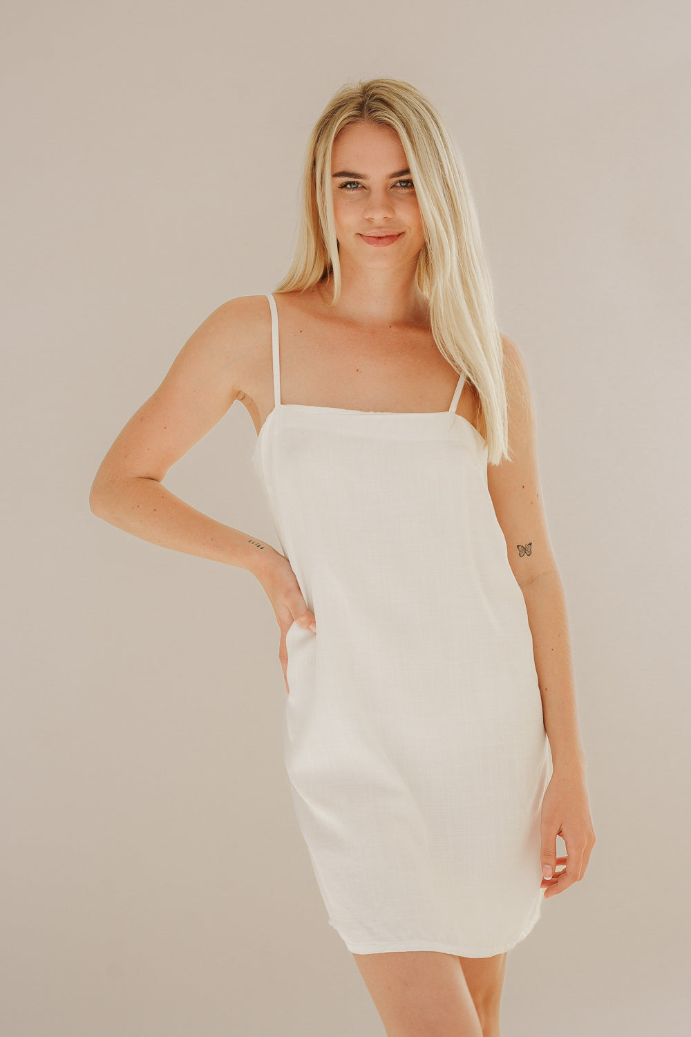 Robe blanche MARINA en 100% Tencel de PURA Clothing