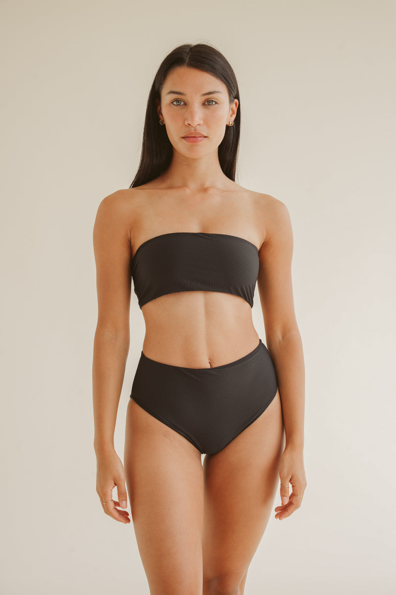 Schwarzes Bikini Bandeau Yuna aus Polyamid von Pura Clothing