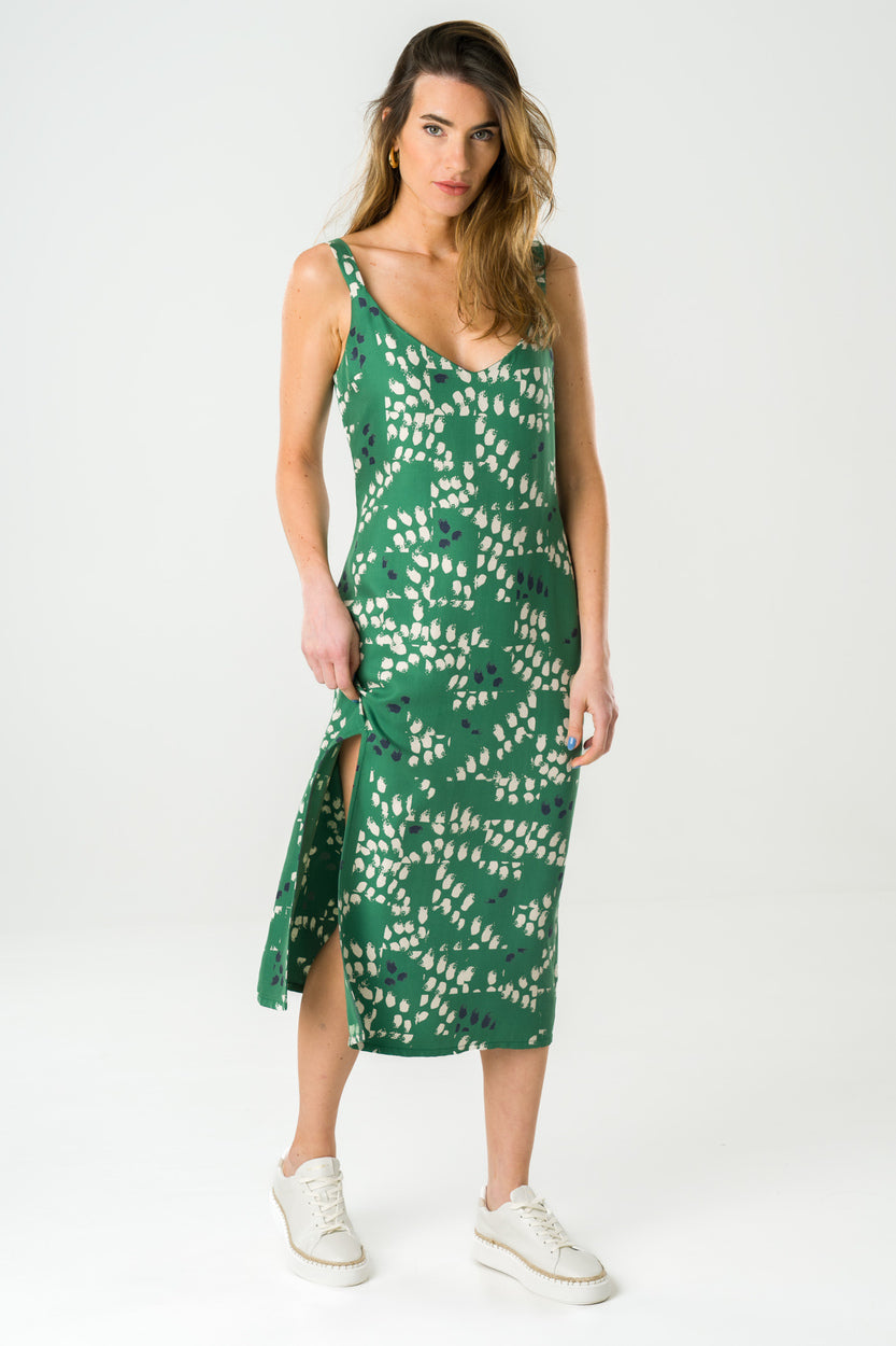Grünes Kleid Jade aus 100% Tencel von Avani