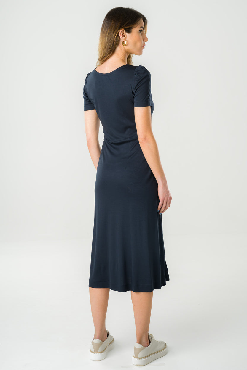 Schwarzes Kleid Marine aus 100% Tencel von Avani