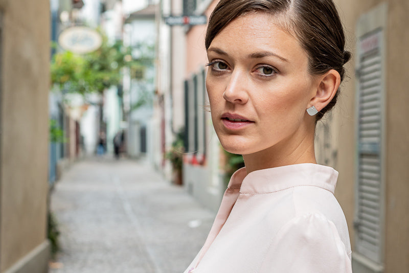 Ventagli Abanicos silver stud earrings by V Design Lab