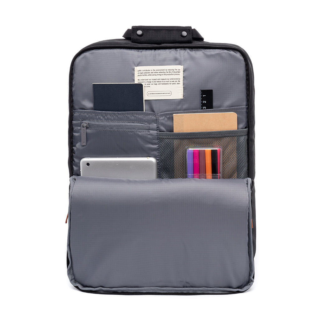 Schwarzer Rucksack Daily Vandra Business aus recyceltem PET von Lefrik