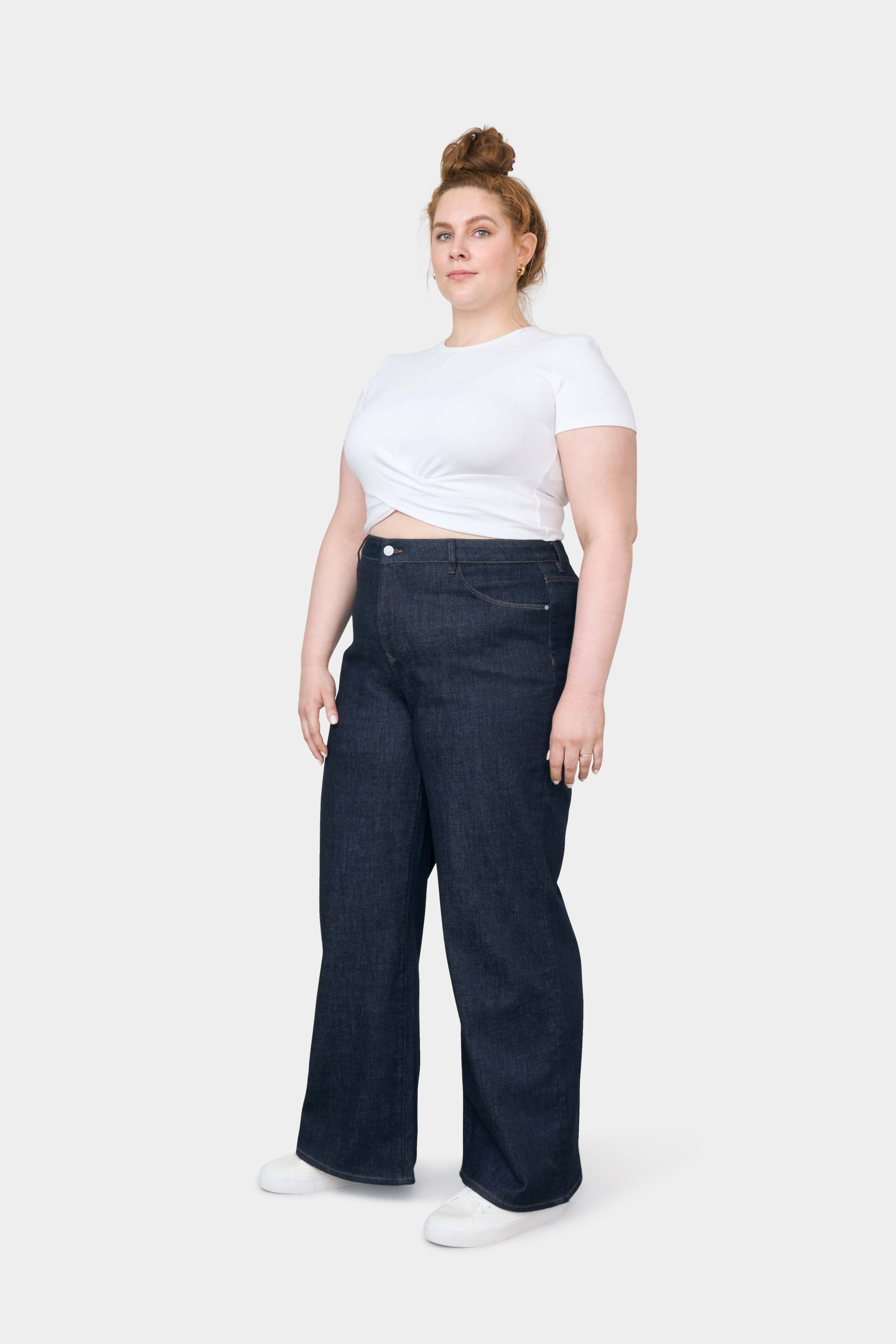 Dark blue DEW Flared Classic Curvy jeans made from organic cotton by Dawn Denim