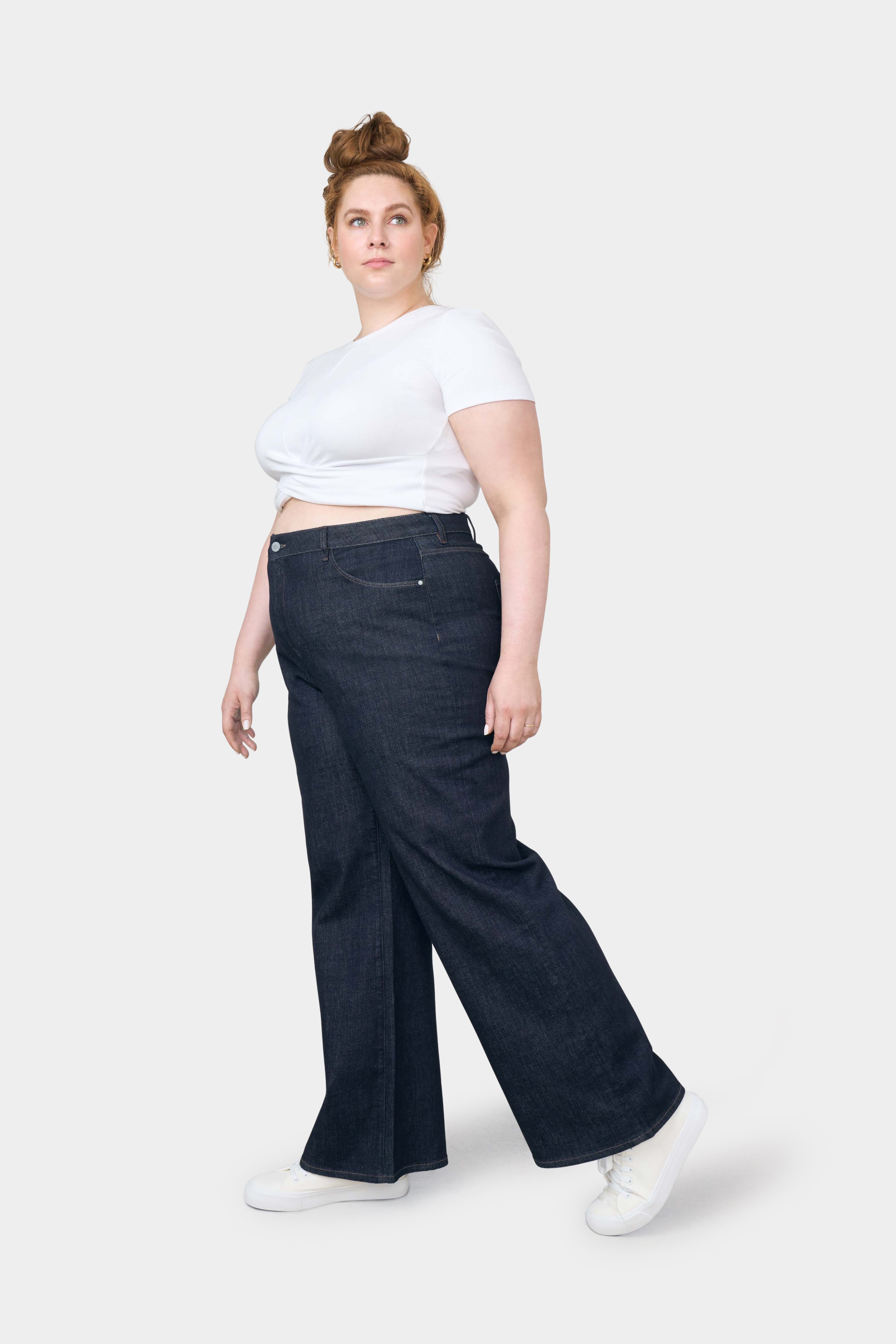 Dark blue DEW Flared Classic Curvy jeans made from organic cotton by Dawn Denim