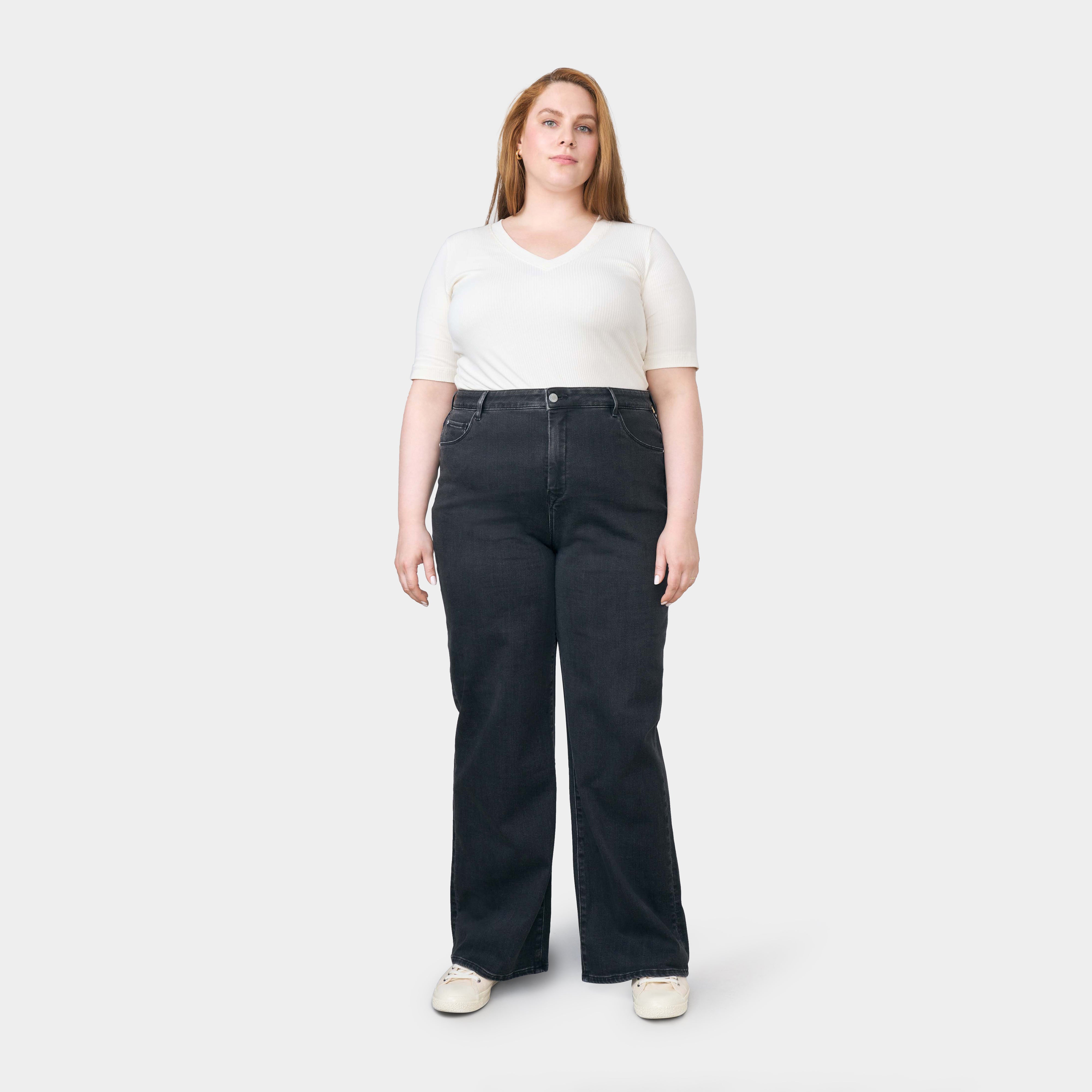 Black DEW Flared Classic Curvy jeans made from organic cotton by Dawn Denim