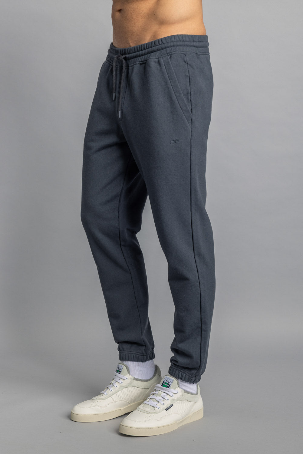 Graue Jogginghosen aus 100% Bio-Baumwolle von Dirts