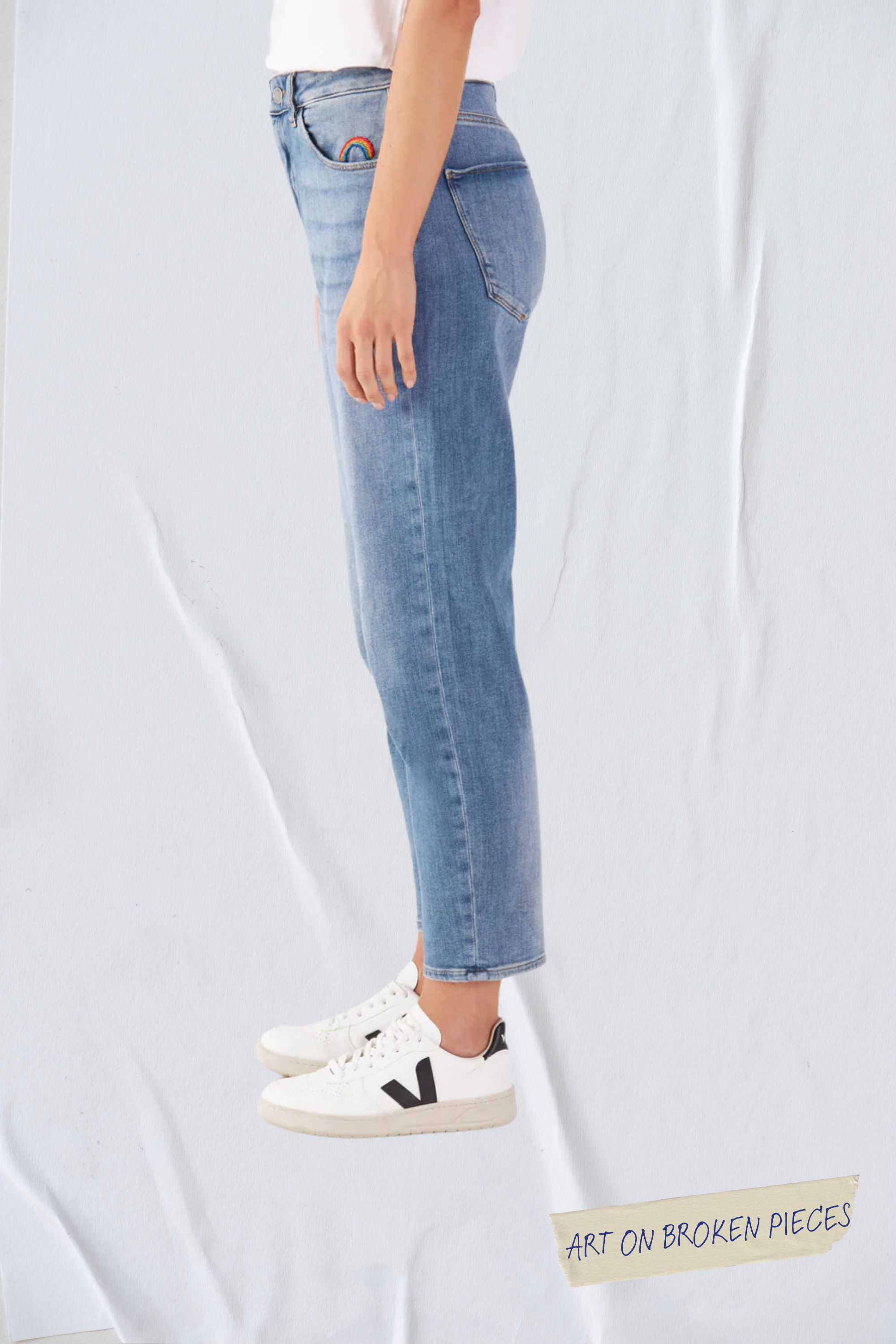 Light blue STARDUST O-Shape jeans made from organic cotton by Dawn Denim