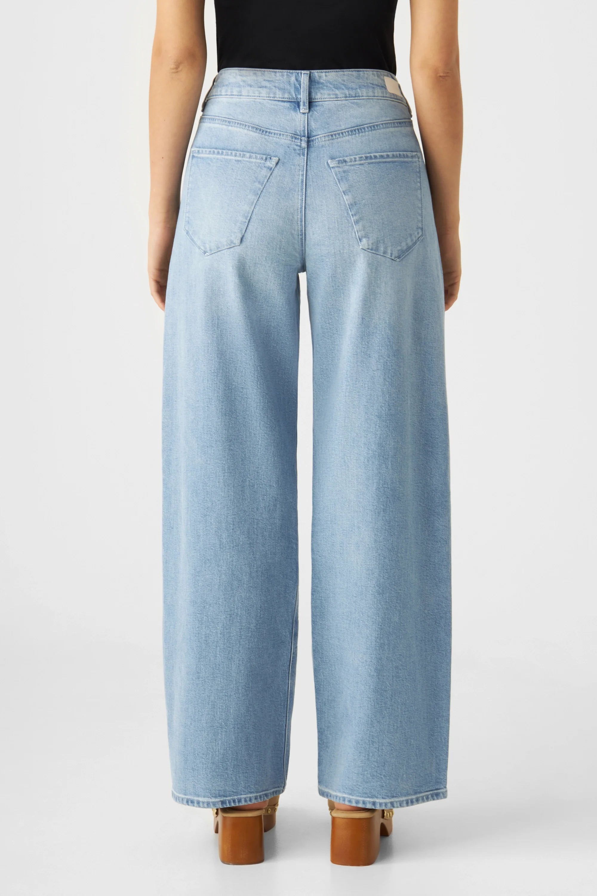 Light blue ASH Barrel Leg jeans made from organic cotton by Dawn Denim