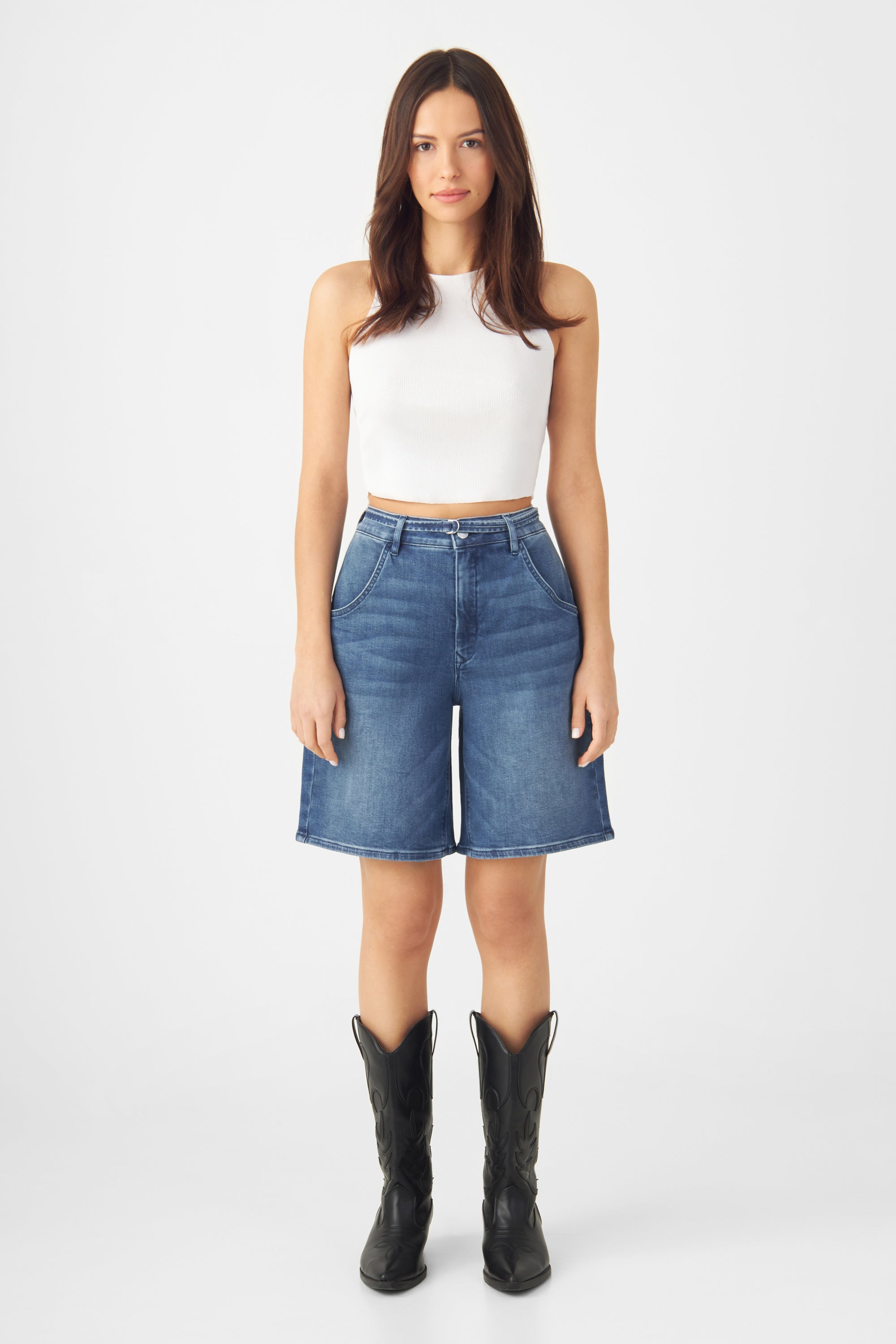 Blaue Jeans Shorts BLINKY aus Bio-Baumwolle von Dawn Denim