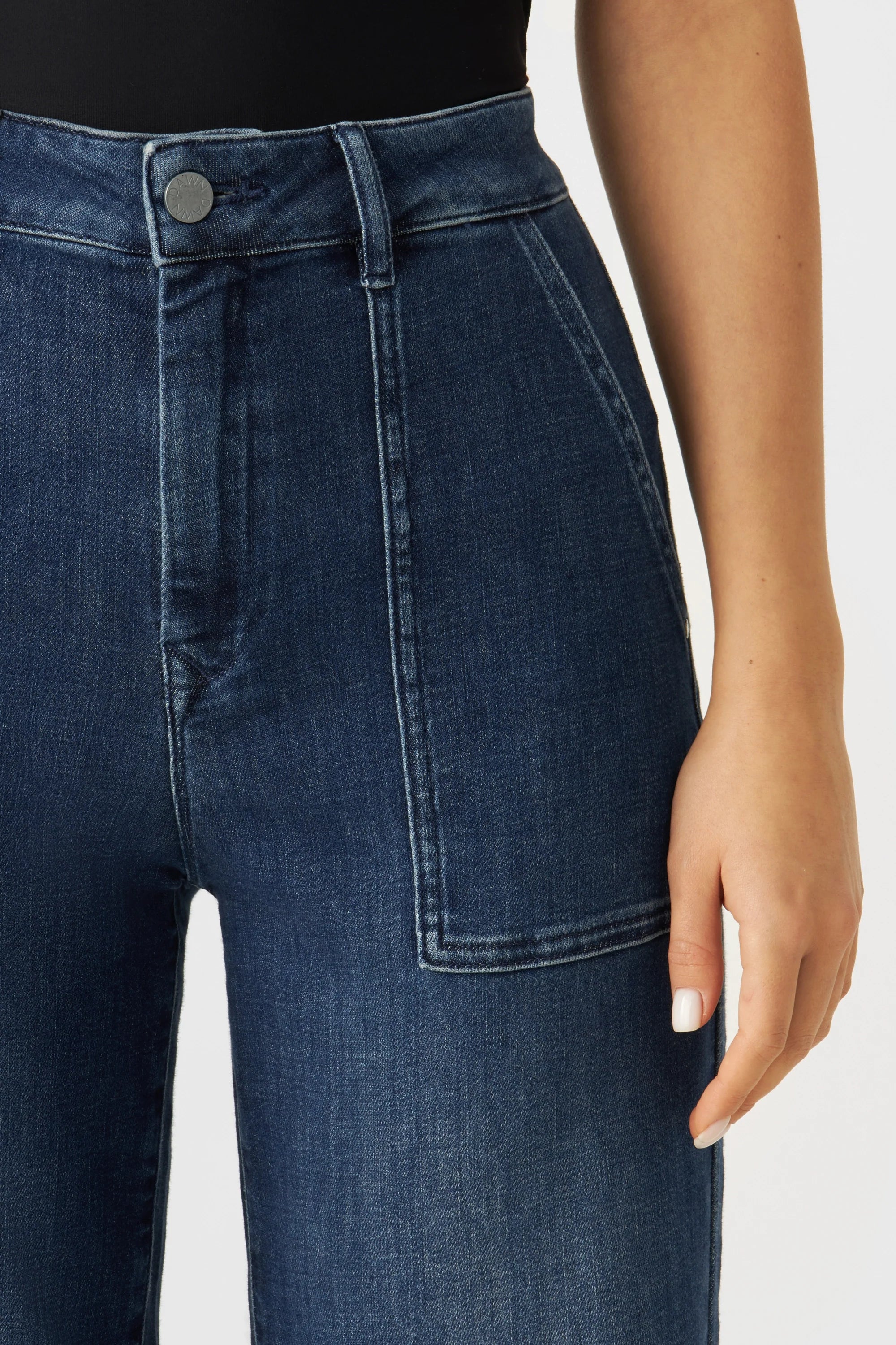 Dunkelblaue Jeans DEW Flared aus Bio-Baumwolle von Dawn Denim