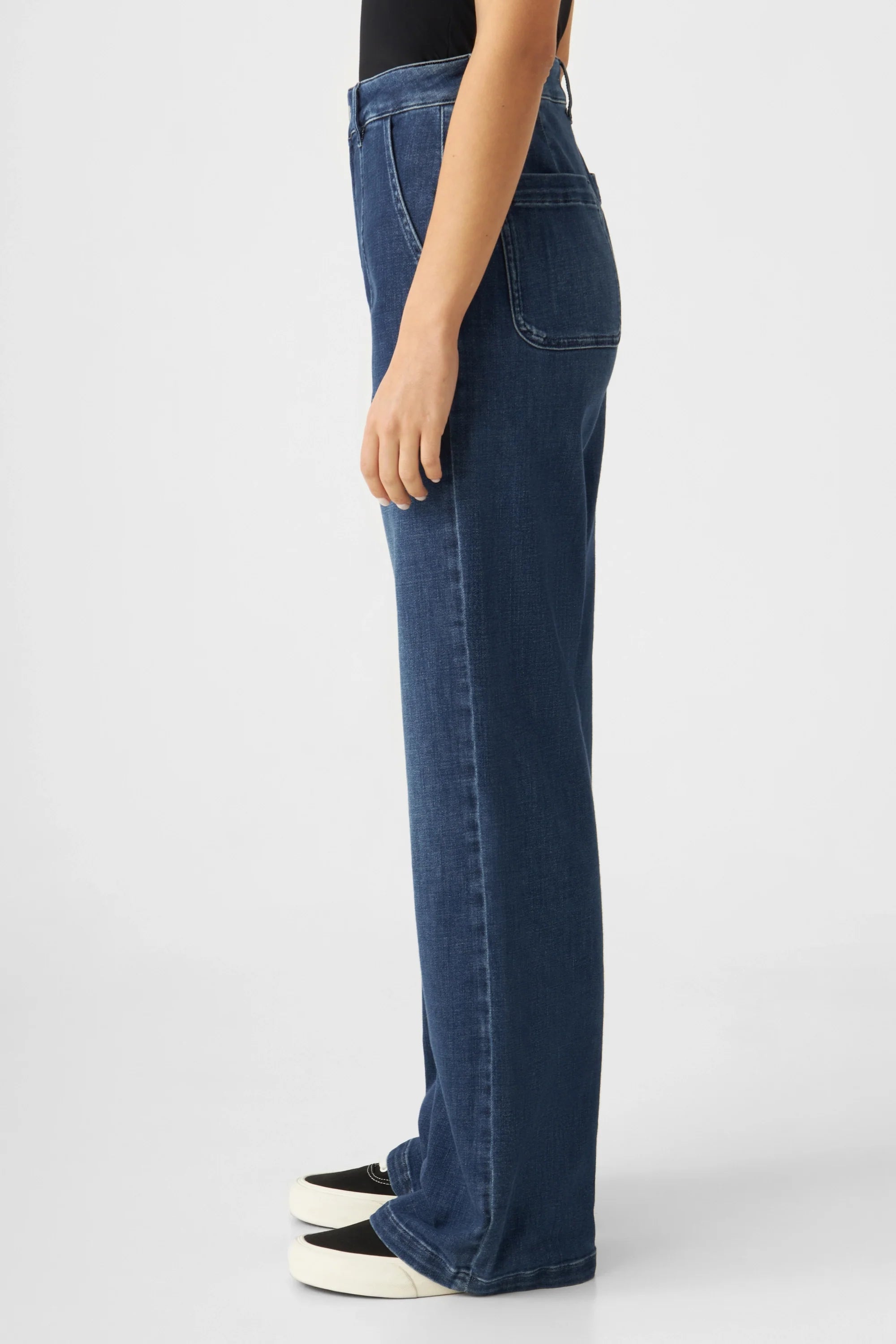 Dunkelblaue Jeans DEW Flared aus Bio-Baumwolle von Dawn Denim
