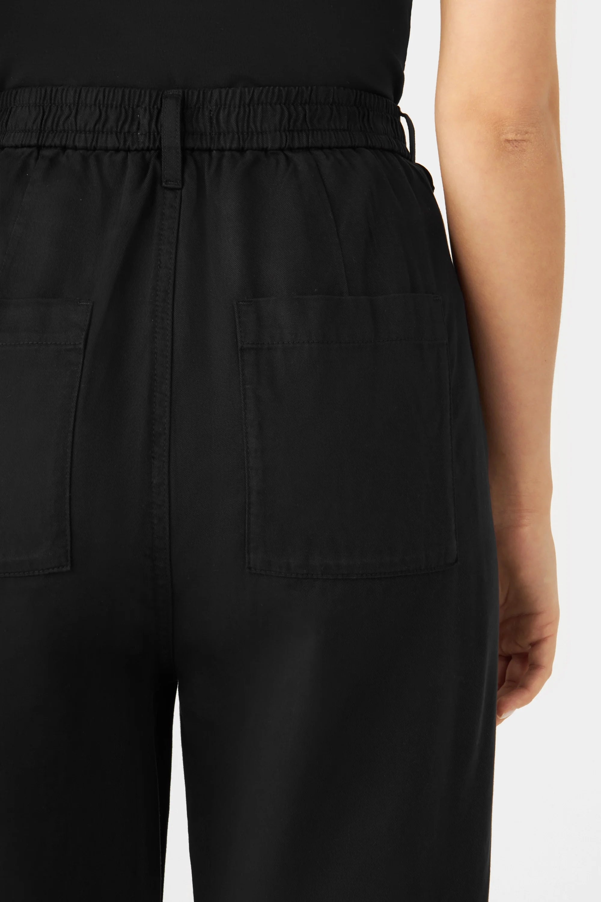 Schwarze Hose SUNSHINE aus 100% Tencel von Dawn Denim