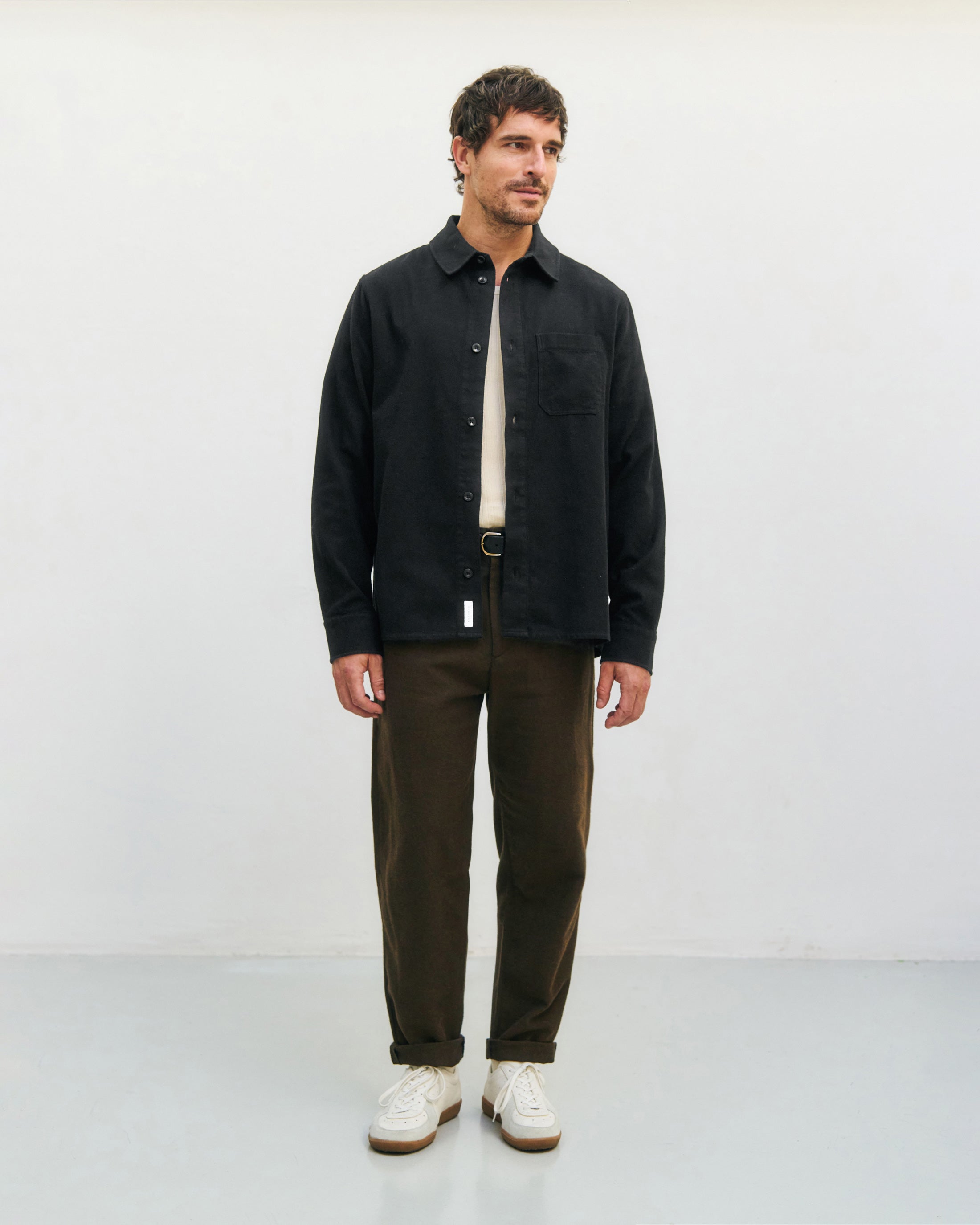 Schwarzes Flanell-Hemd aus 100% Bio-Baumwolle von Rotholz