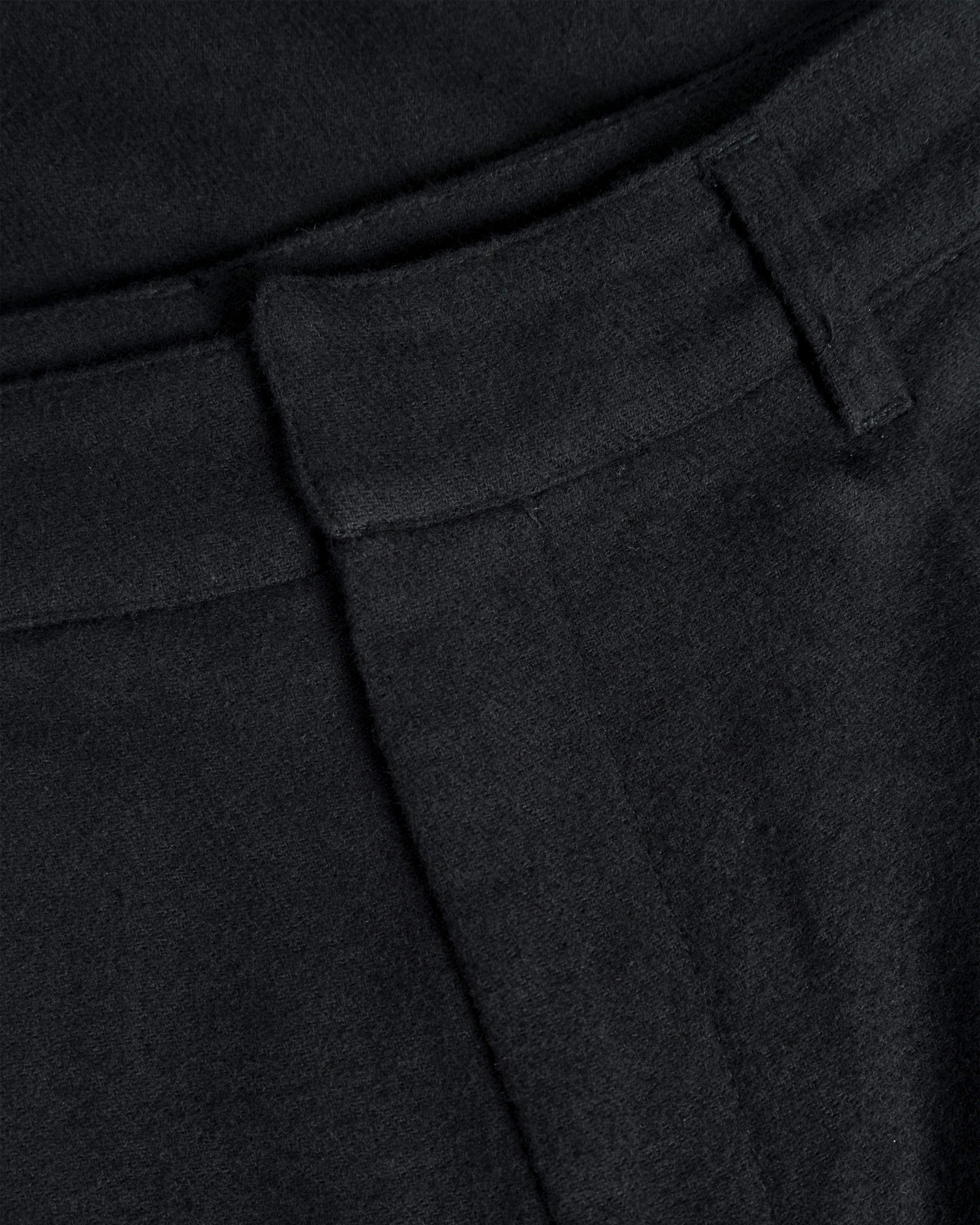 Schwarze Flanellhose High-Waist aus 100% Bio-Baumwolle von Rotholz