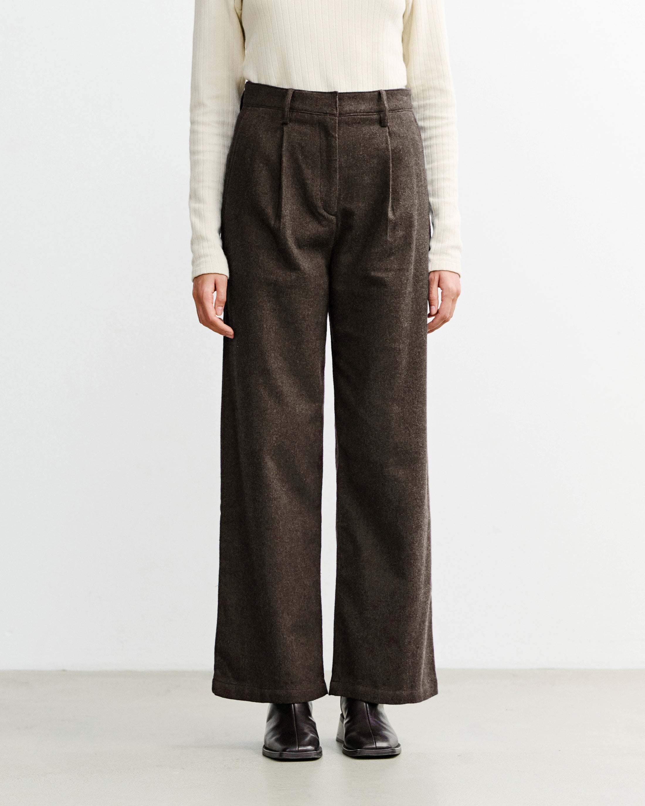 Braune Flanellhose Hight-Waist aus 100% Bio-Baumwolle von Rotholz