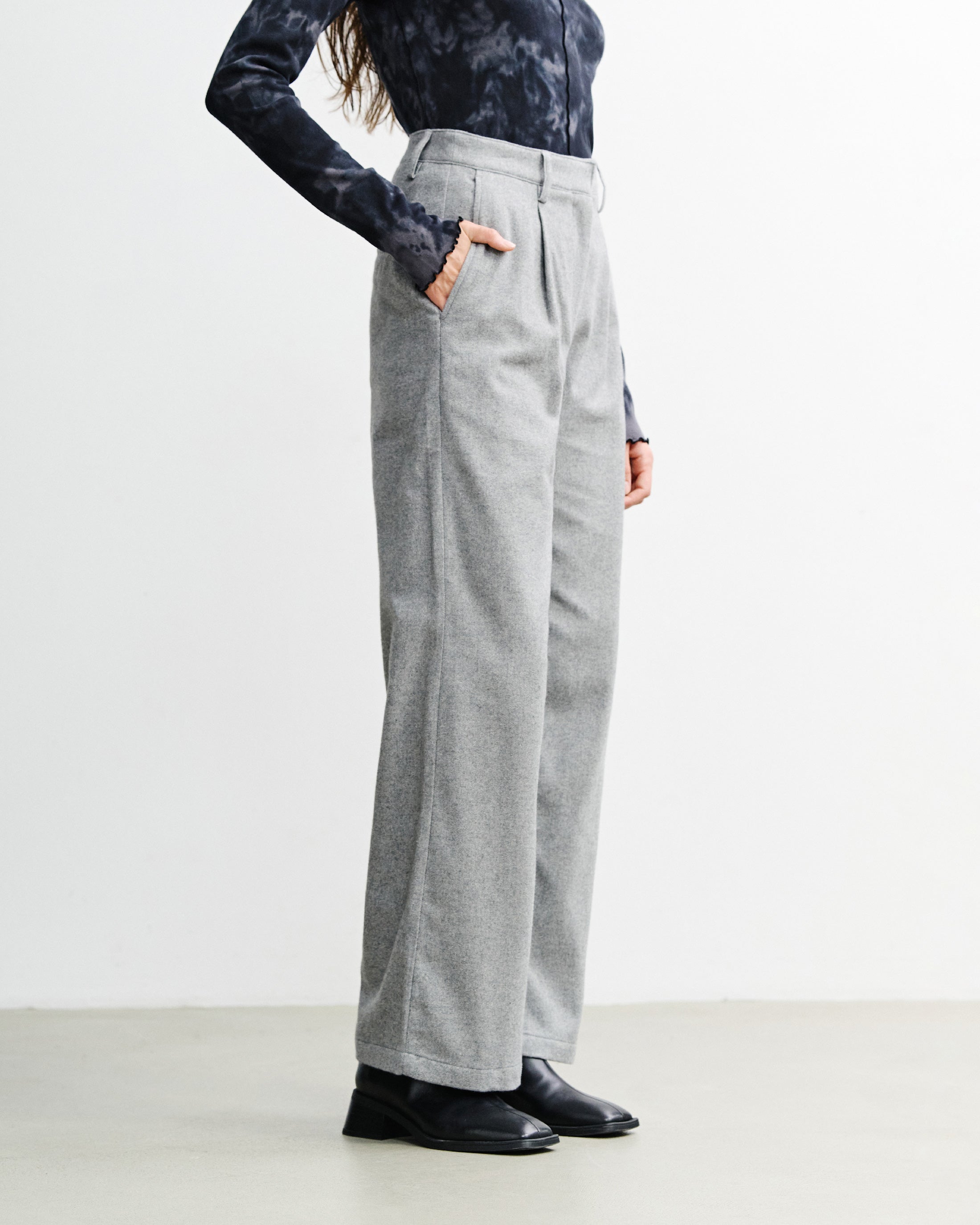 Graue Flanellhose High Waist aus 100% Bio-Baumwolle von Rotholz