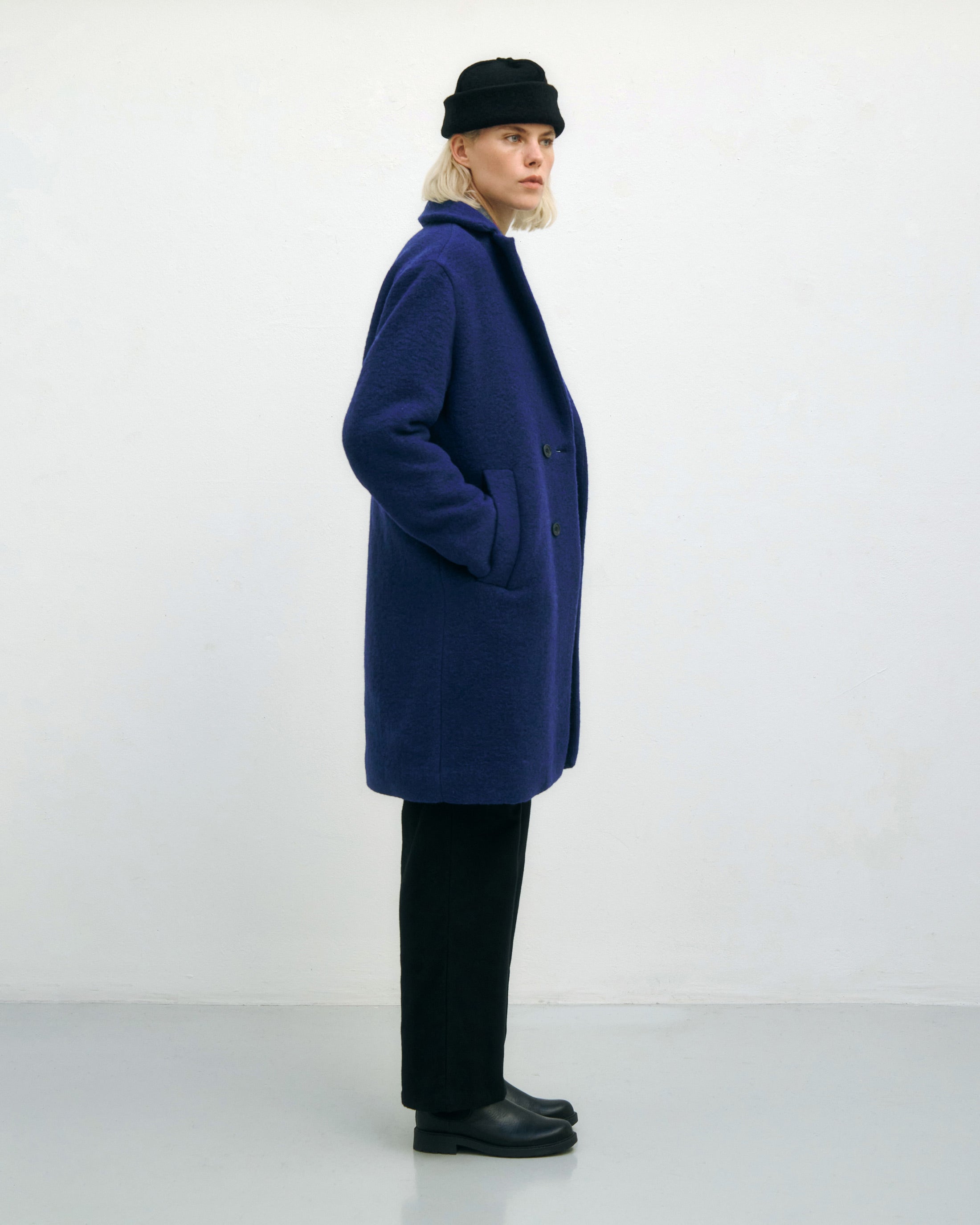 Royalblauer Mantel aus Bio-Wollmischung von Rotholz