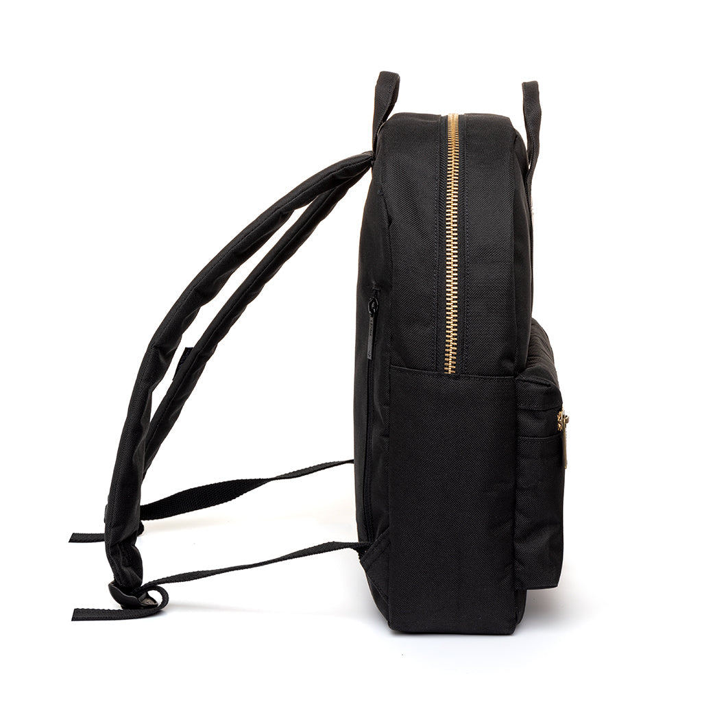 Schwarzer Rucksack Gold Classic (10l) aus recycelten PET-Plastikflaschen