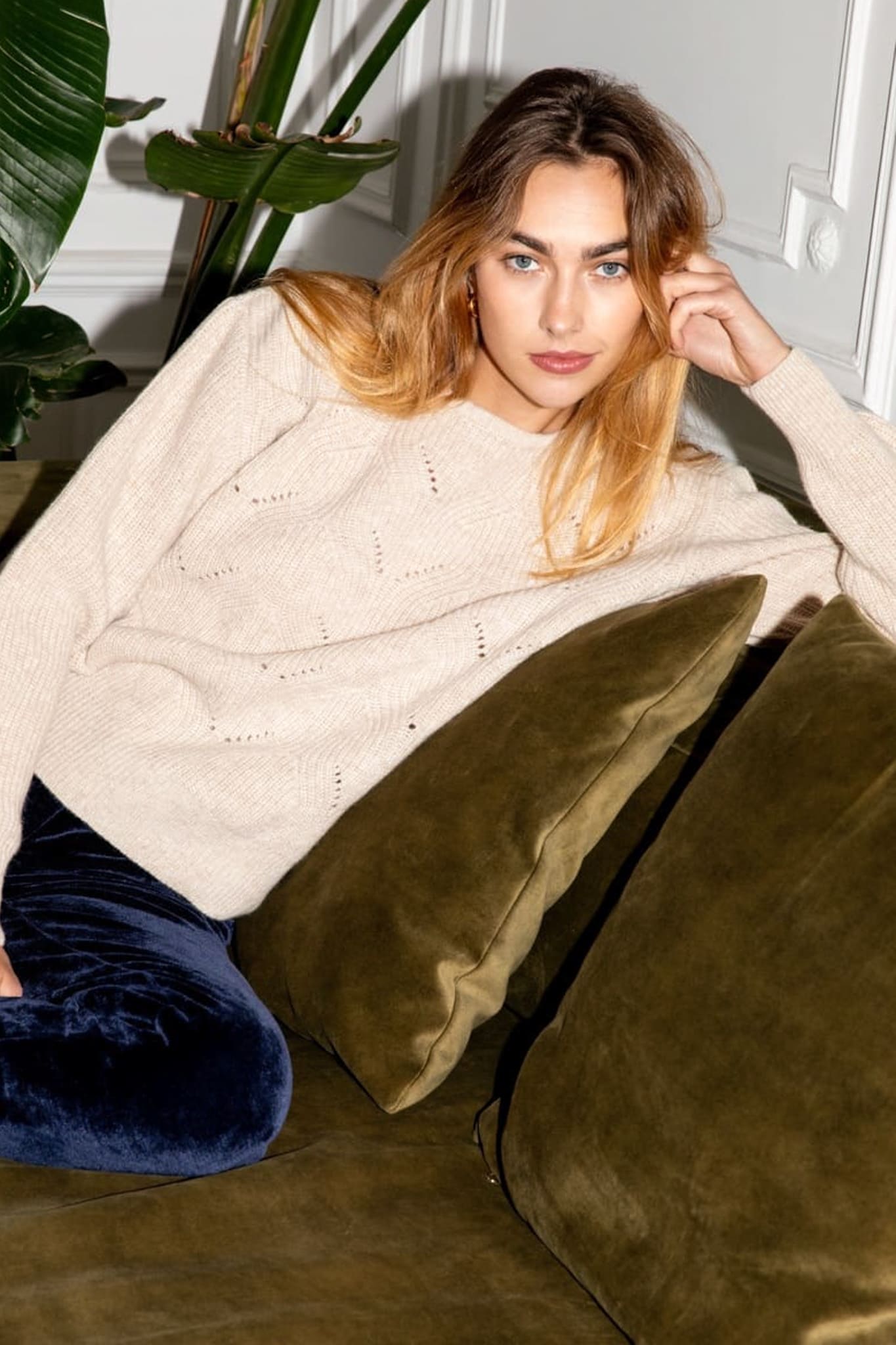 Beiger Sweater Idesia aus 100% Merinowolle von Avani