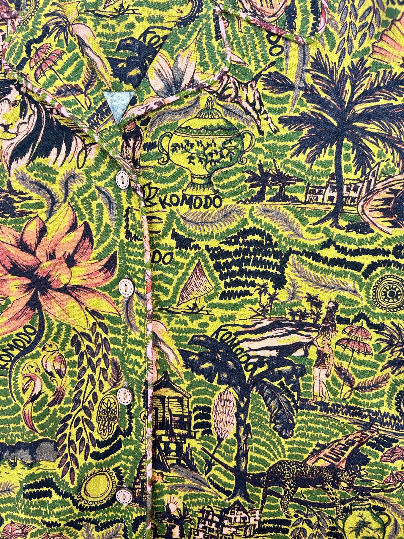 Grünes Hemd Tropical Spindrift aus 100% Baumwolle von Komodo