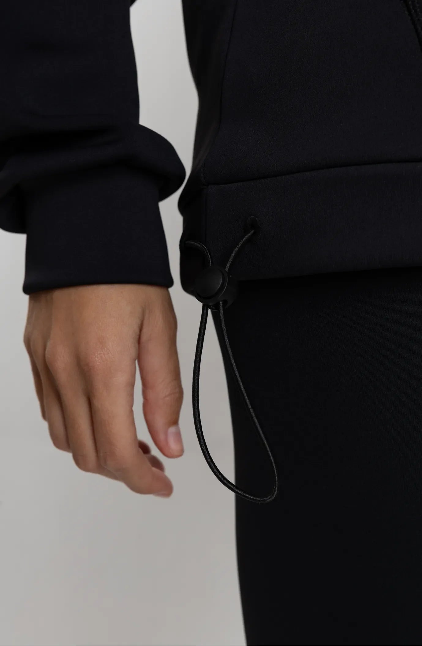 Nivays Black Pulse Performance Hoodie in Recycled Polyester