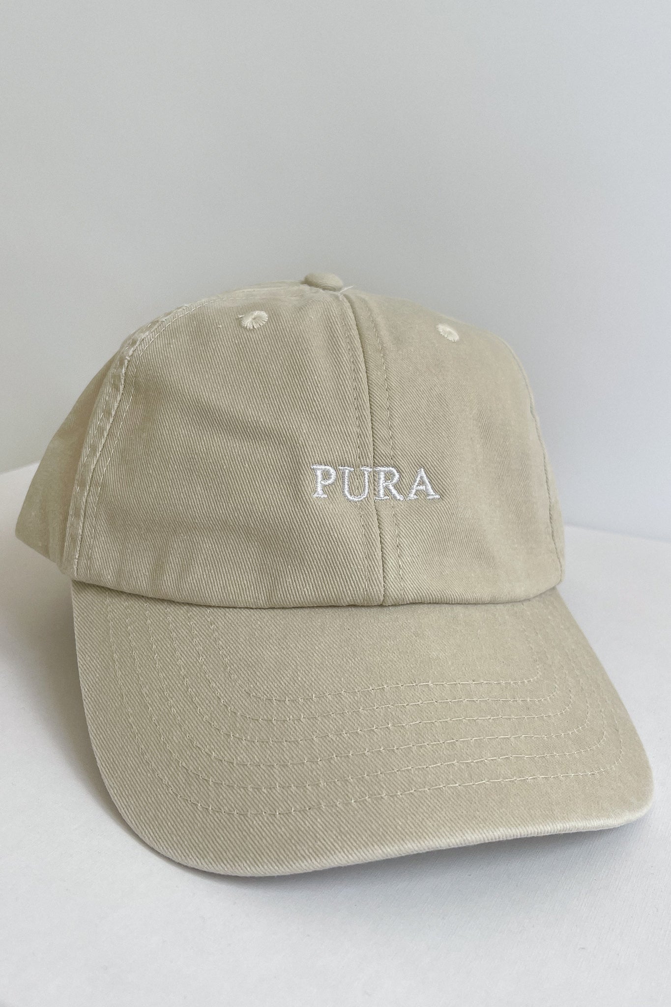 Beige cap THE PURA made of 100% organic cotton by Pura Clothing