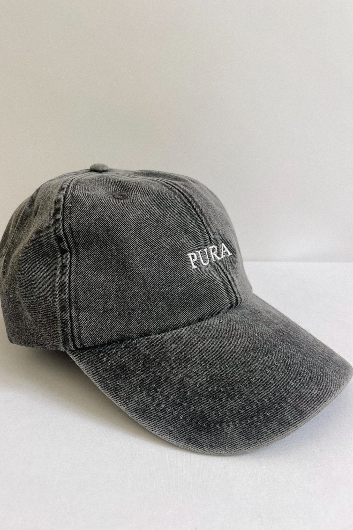 Dark cap THE PURA made of 100% organic cotton by Pura Clothing