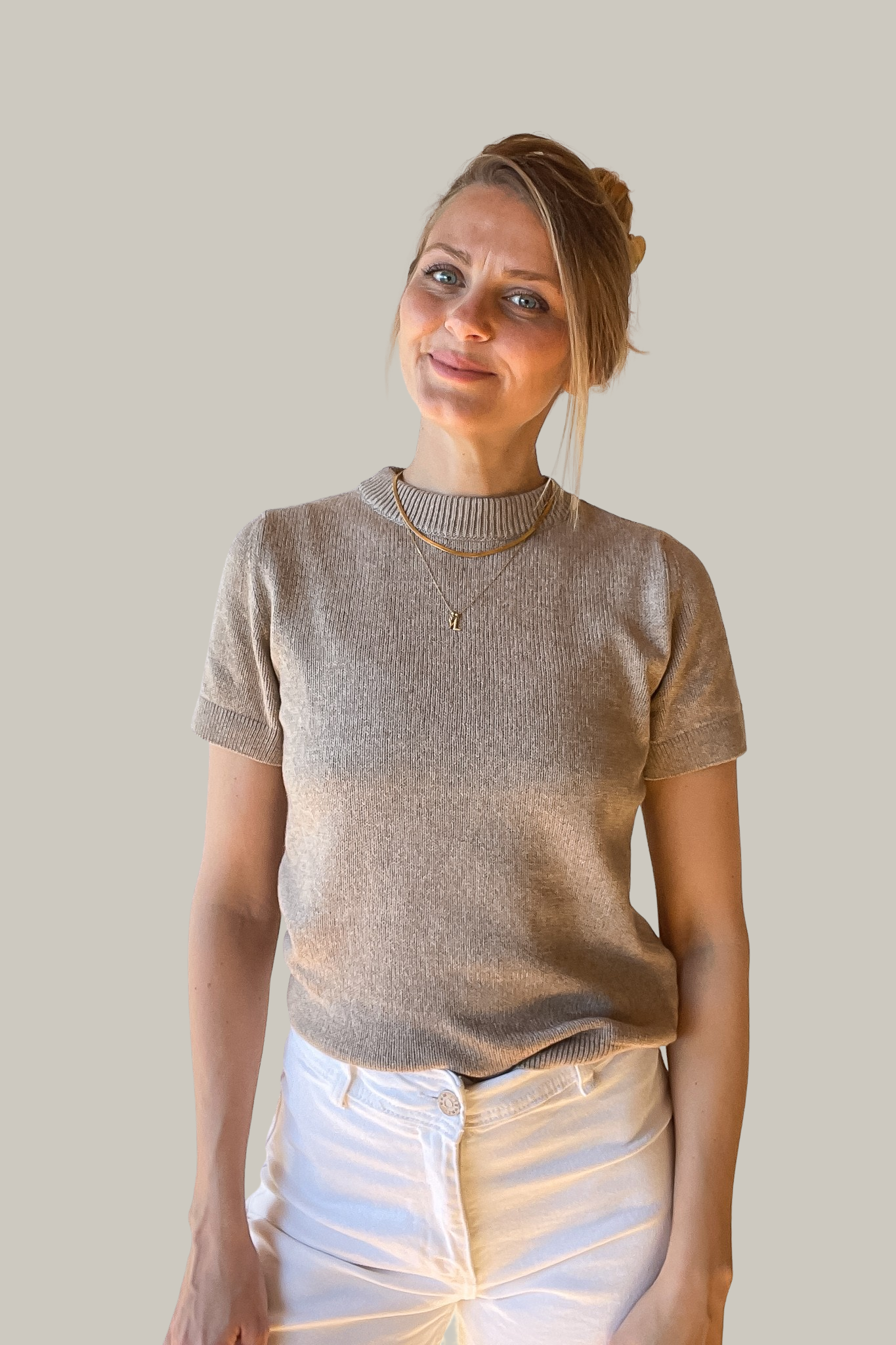 Beige knit T-shirt VERA made of organic cotton by Pura Clothing