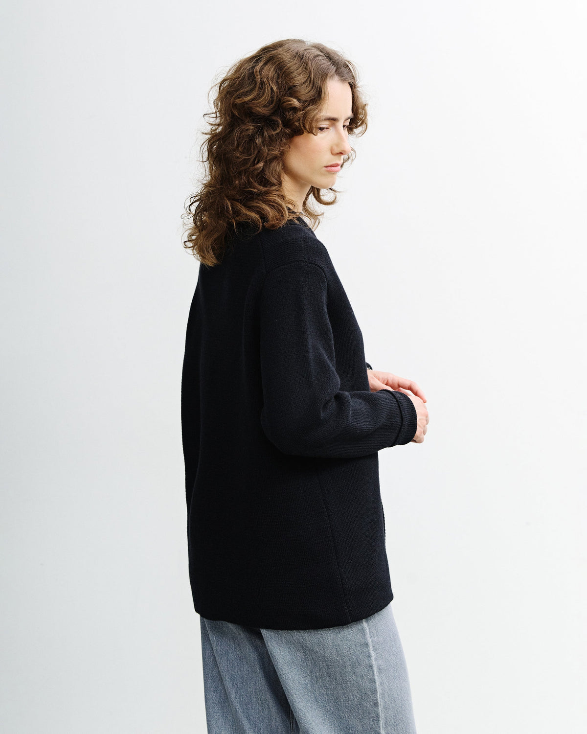 Strickjacke Recycelte Wolle - True Black von Rotholz
