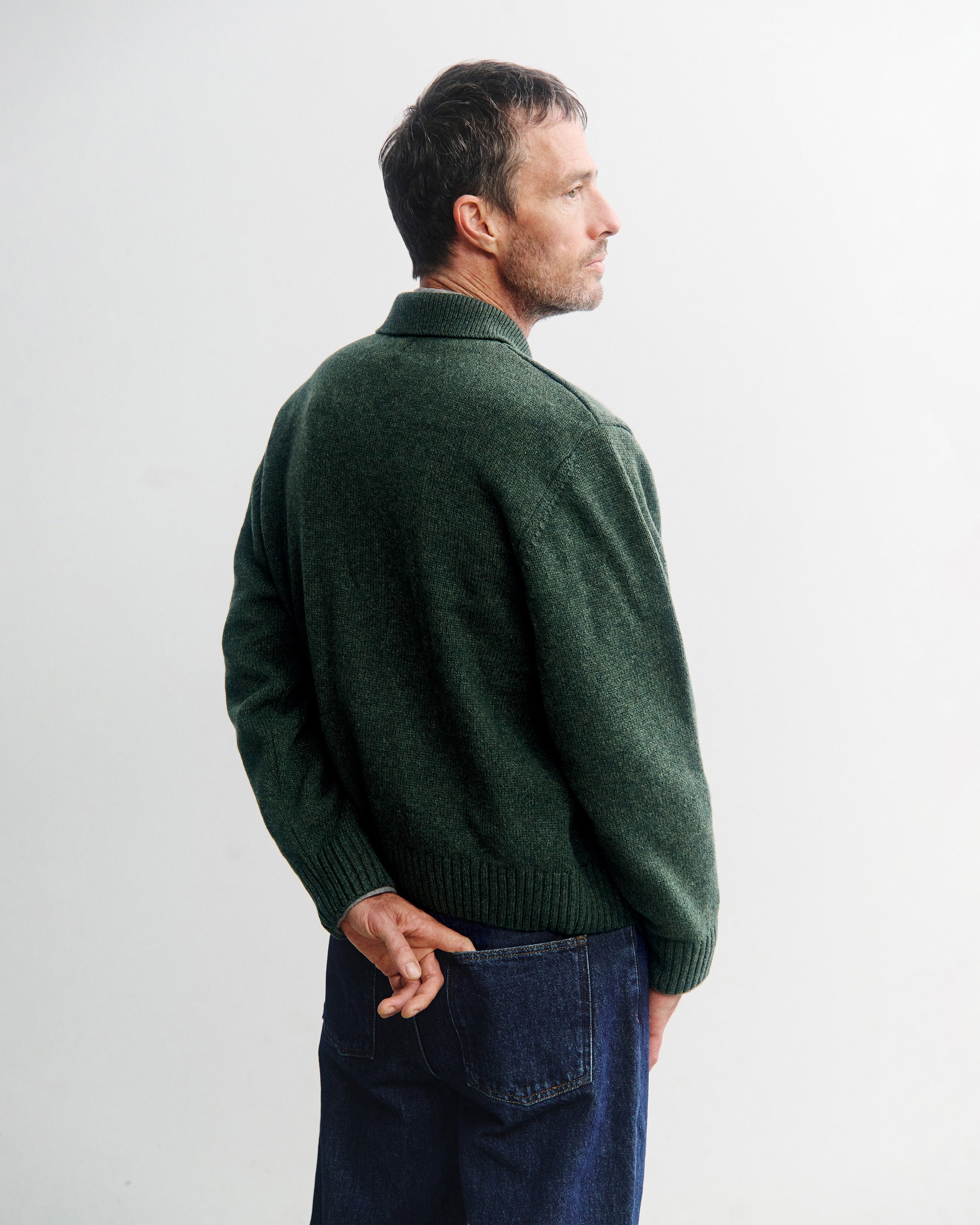 Grün melierte Strickjacke Polo aus recycelter Wolle von Rotholz