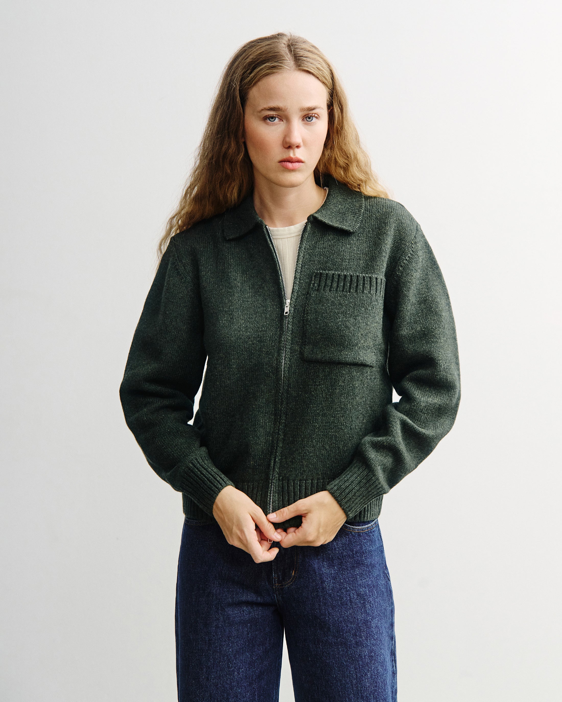 Grün Melierte Strickjacke Polo aus recycelter Wolle von Rotholz