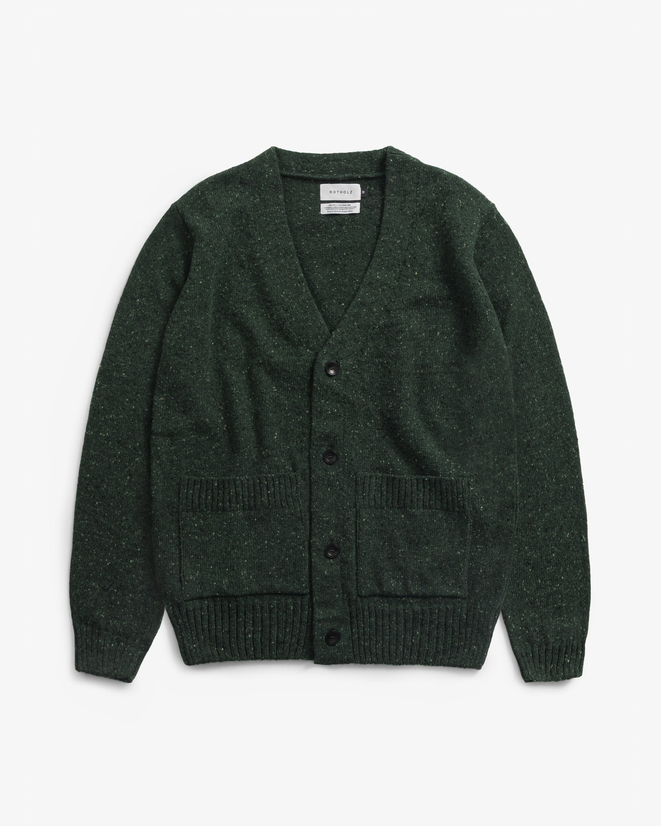 Grüne Strickjacke aus Merinowolle von Rotholz