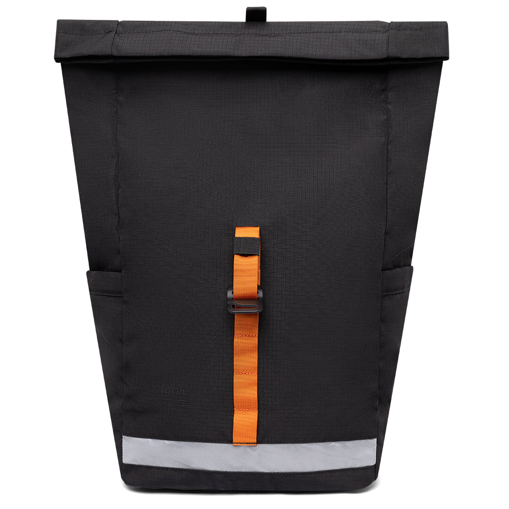 Schwarzer Rucksack Lars Roll Vandra aus recyceltem PET von Lefrik