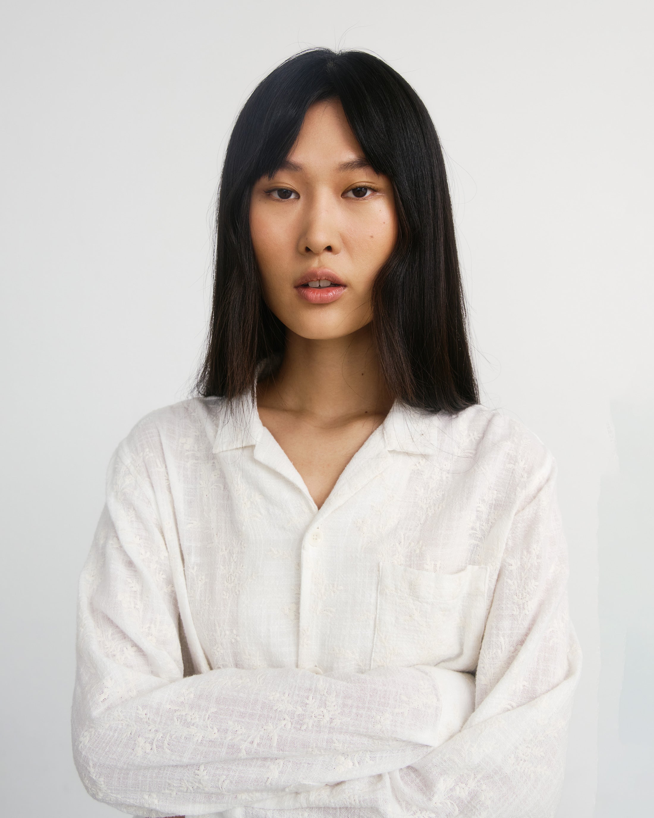 White embroidered organic cotton shirt from Rotholz