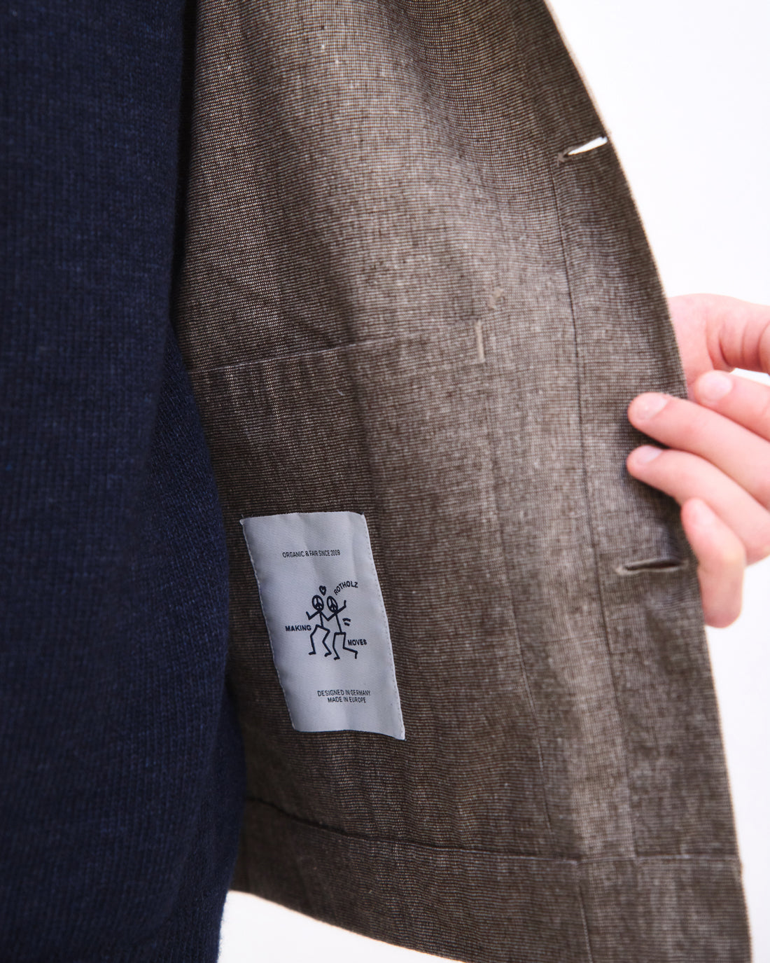 Braune leichte Jacke aus 100% Bio-Baumwolle von Rotholz
