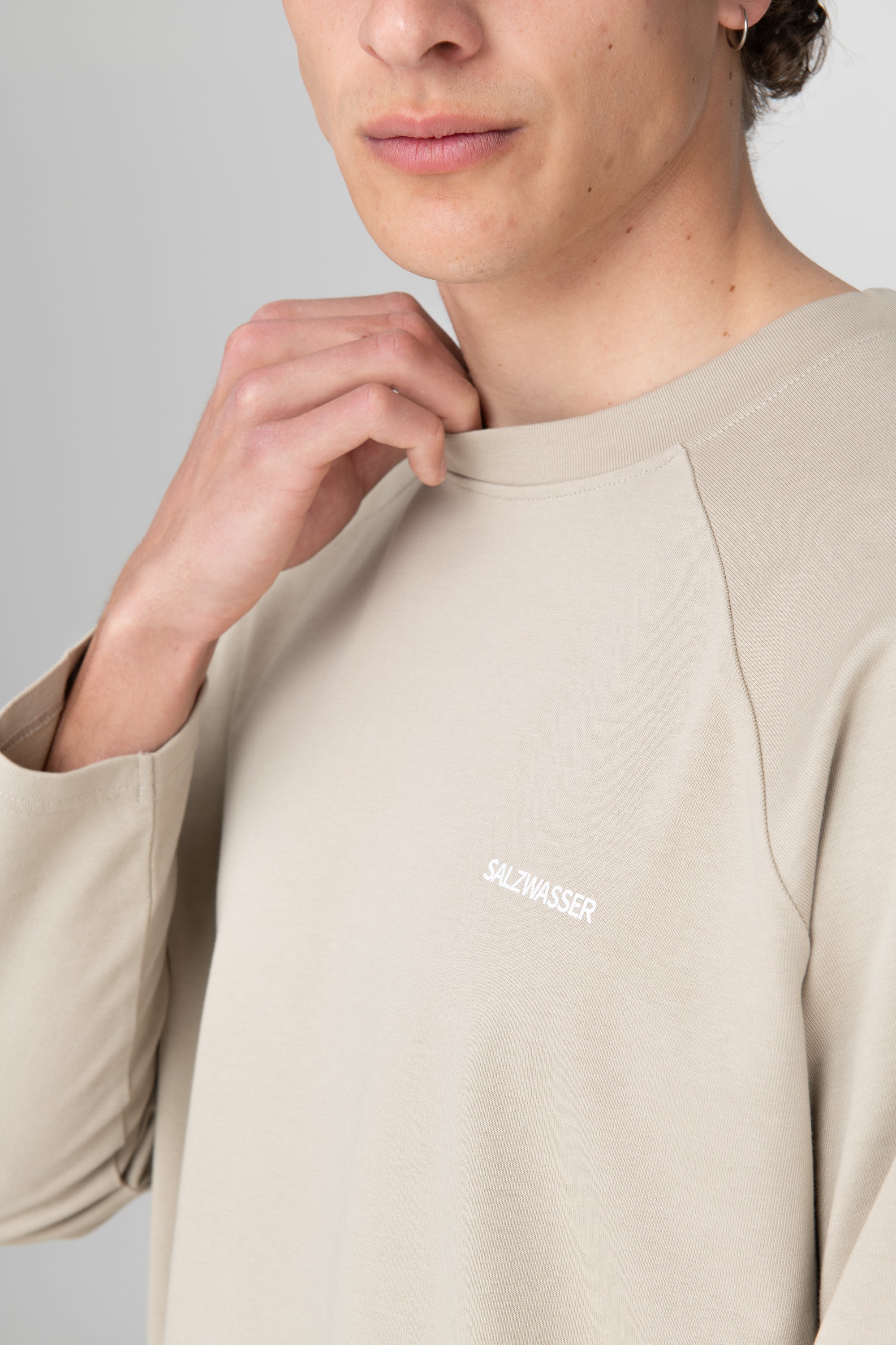 Nachhaltiges Longsleeve aus Bio-Baumwolle von SALZWASSER mit Rückenprint