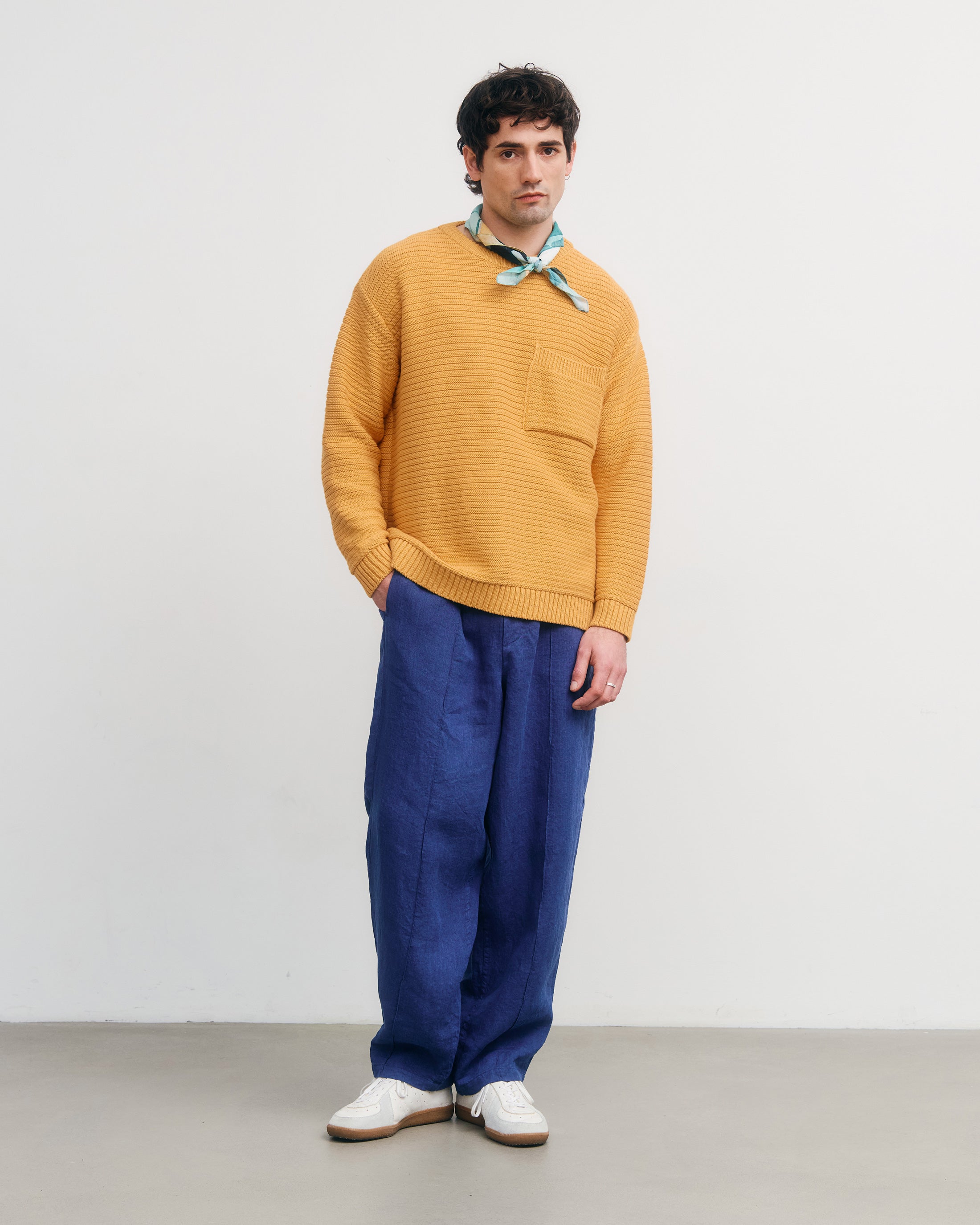 Gelber gerippter Strickpullover aus Bio-Baumwolle von Rotholz